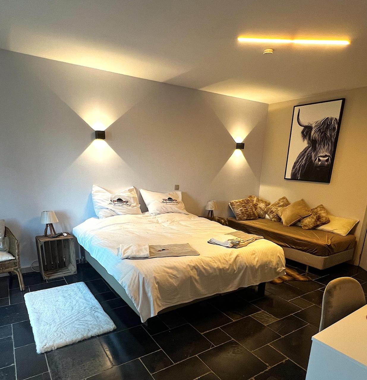 Double Room - Disability Access photo 2