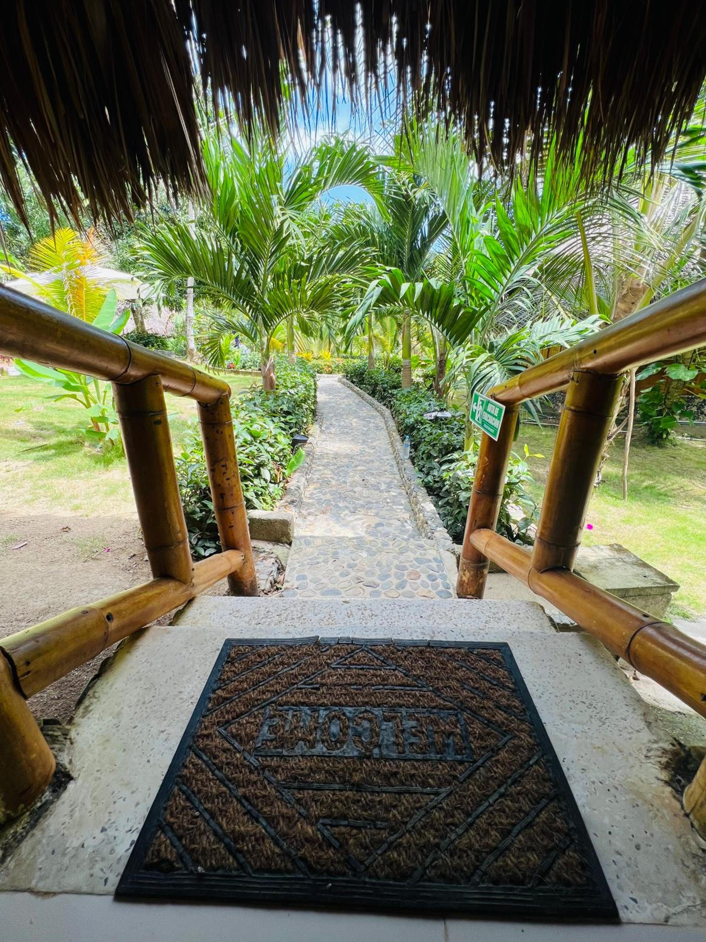 Deluxe Bungalow photo 3