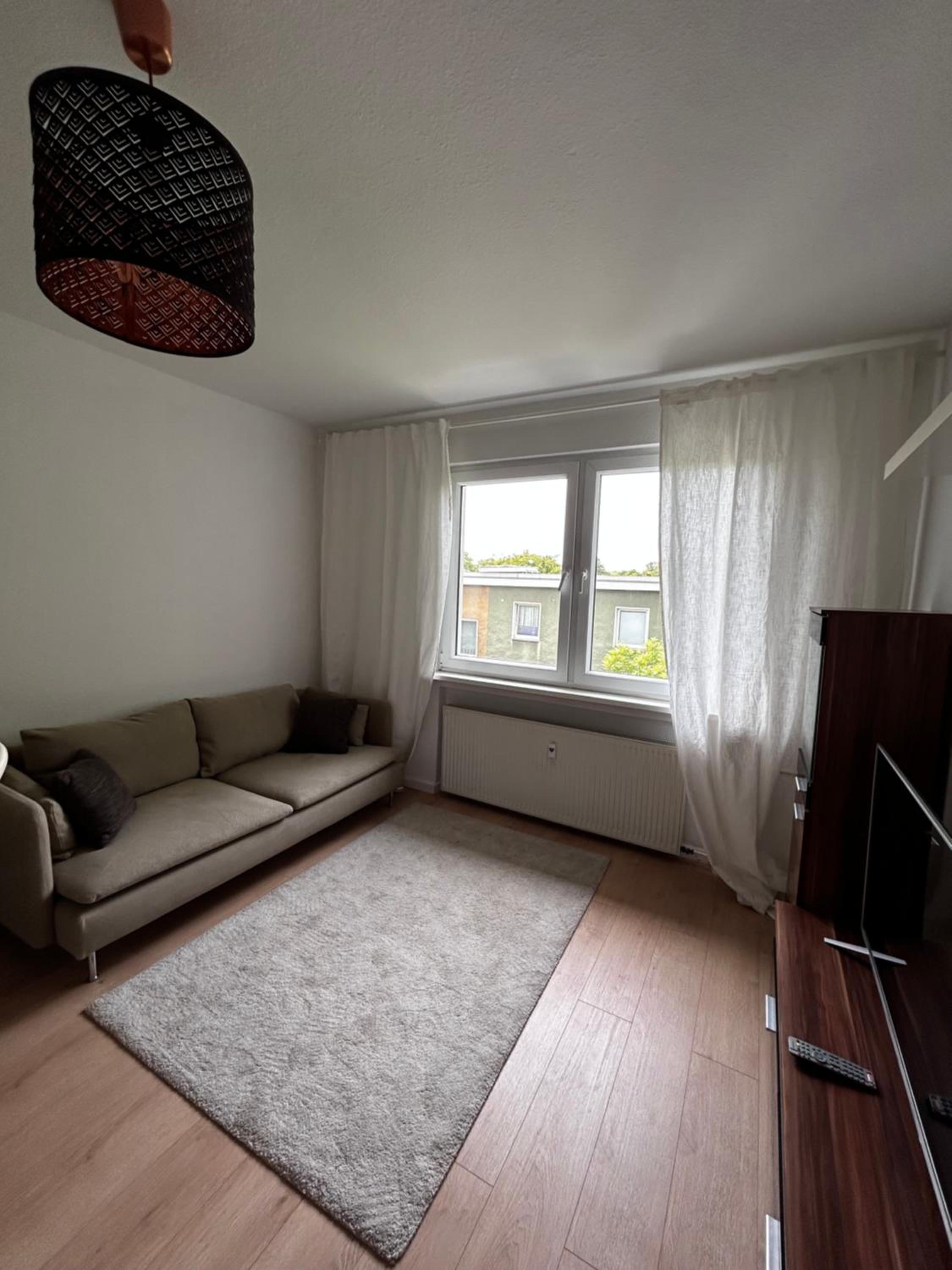 One-Bedroom Apartment photo 1