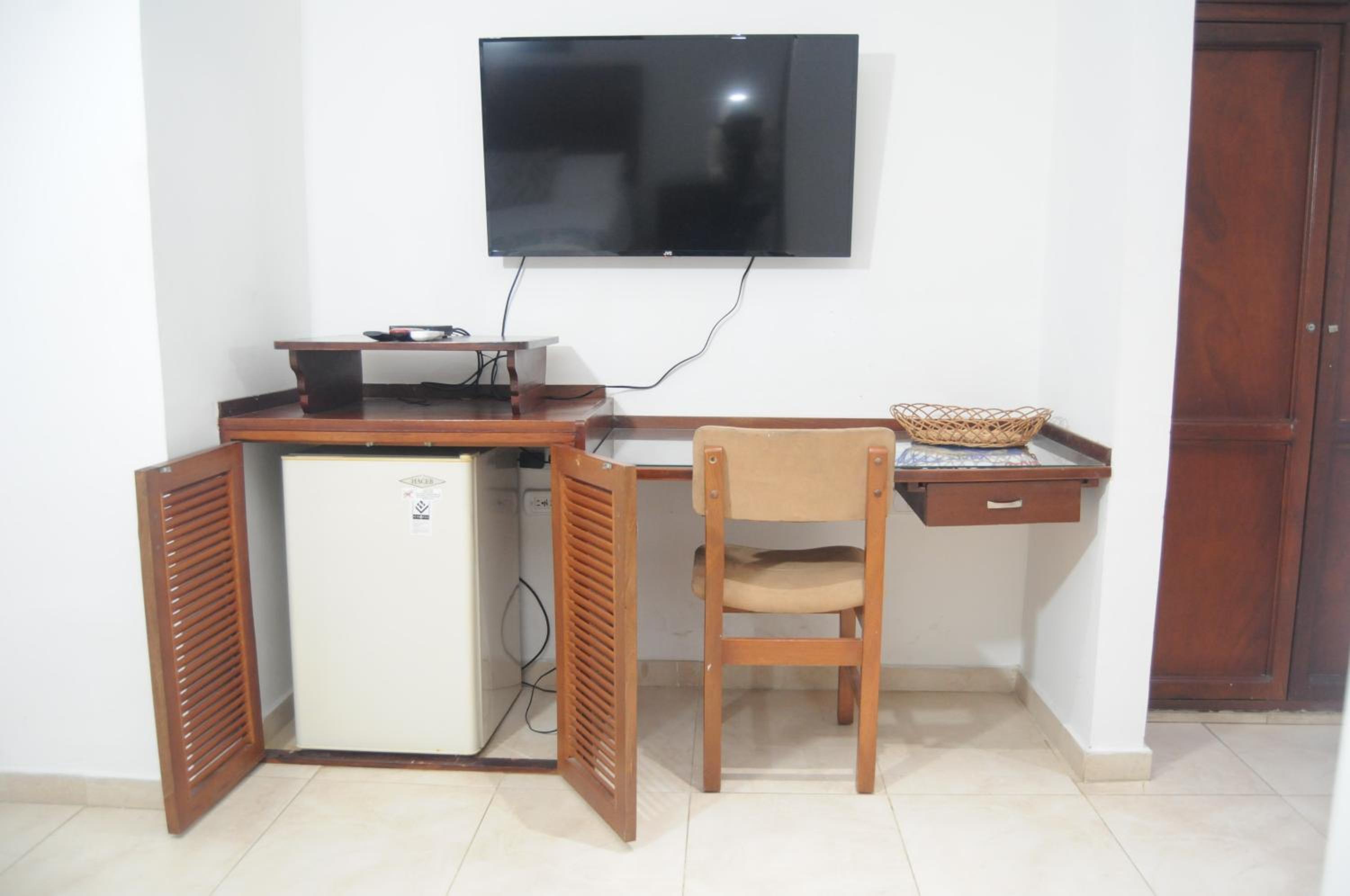 Standard Double Room - Photo 3