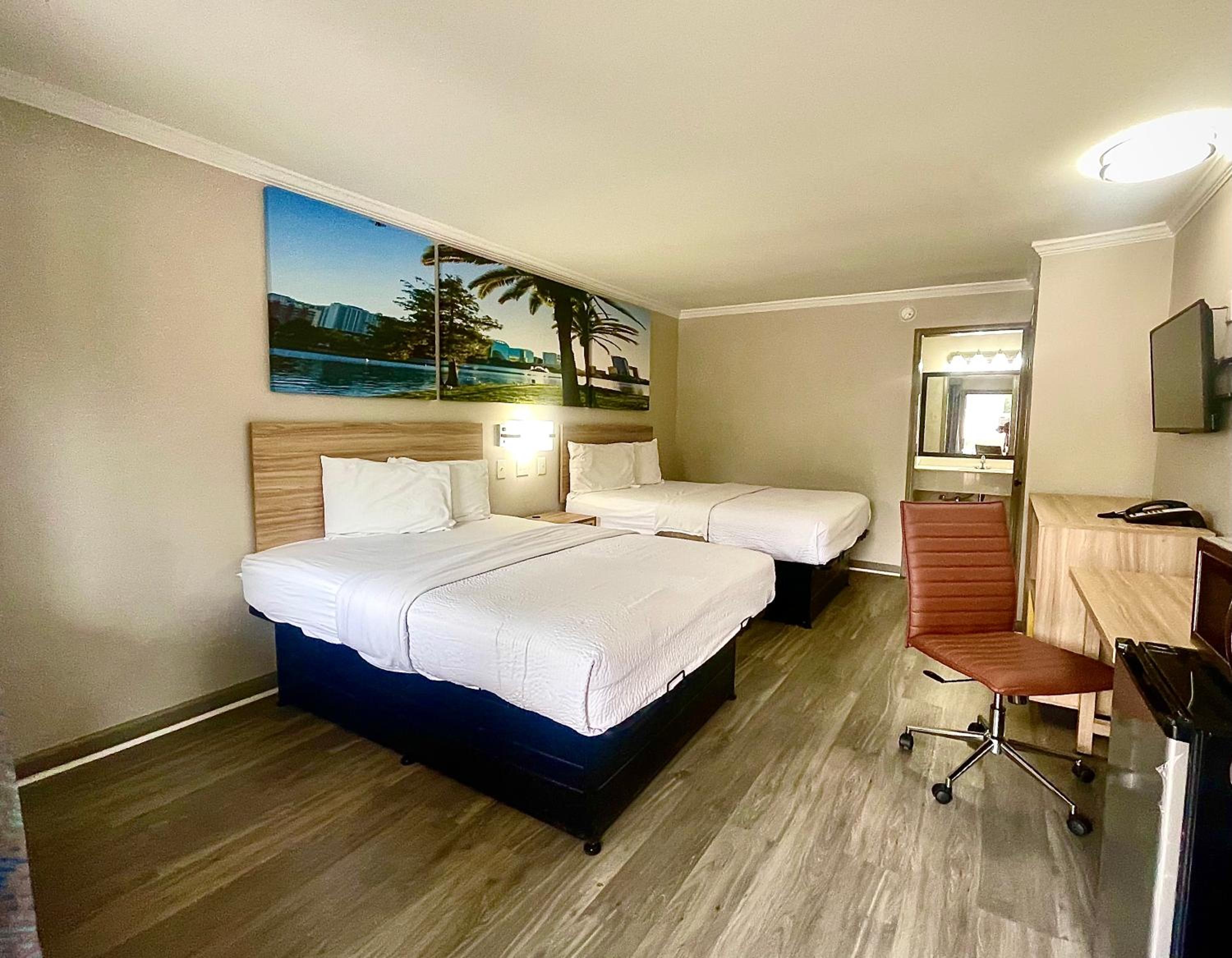 Double Room with Two Double Beds - Non-Smoking - Photo 9