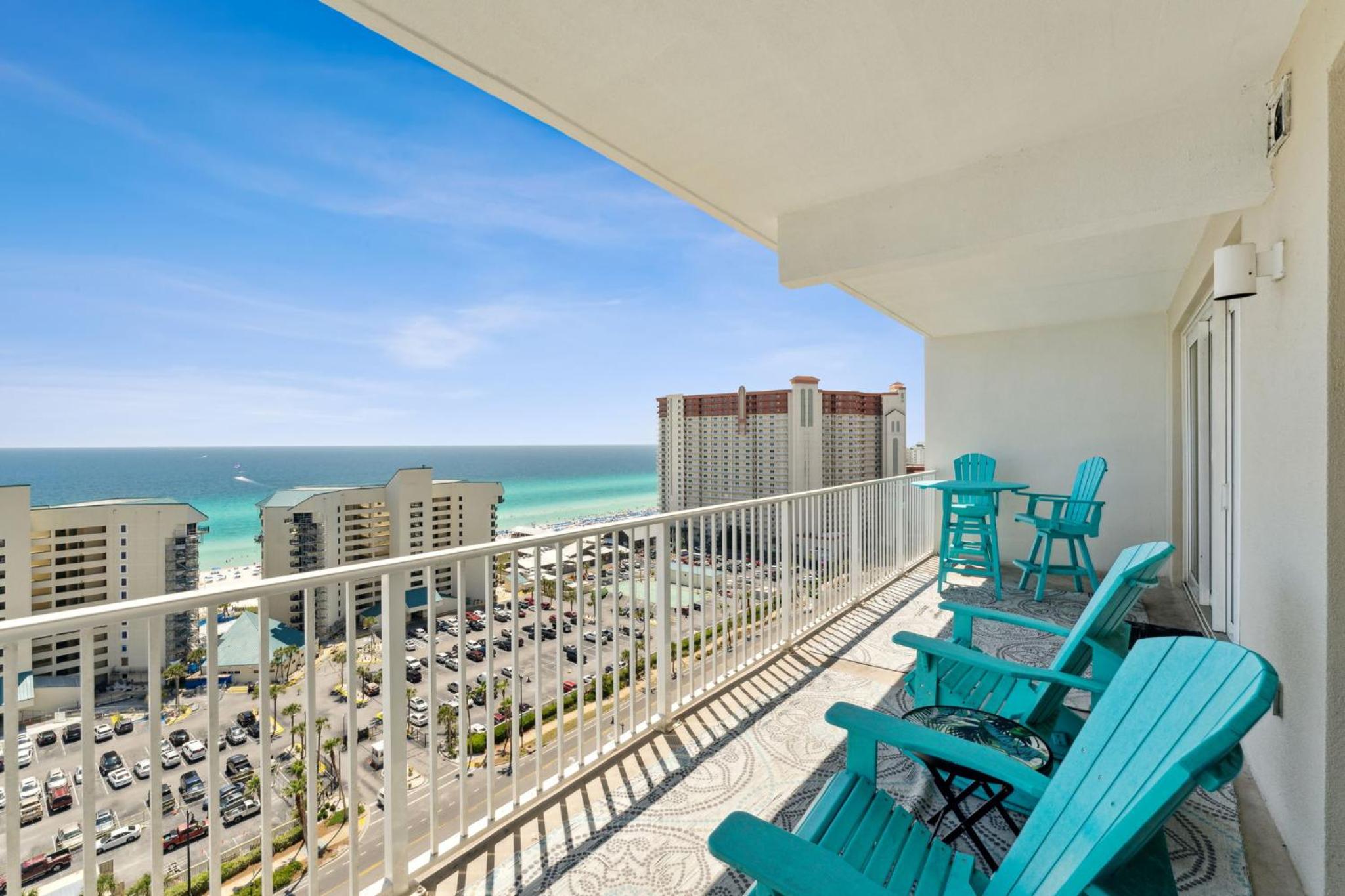Apartment with Sea View photo 2