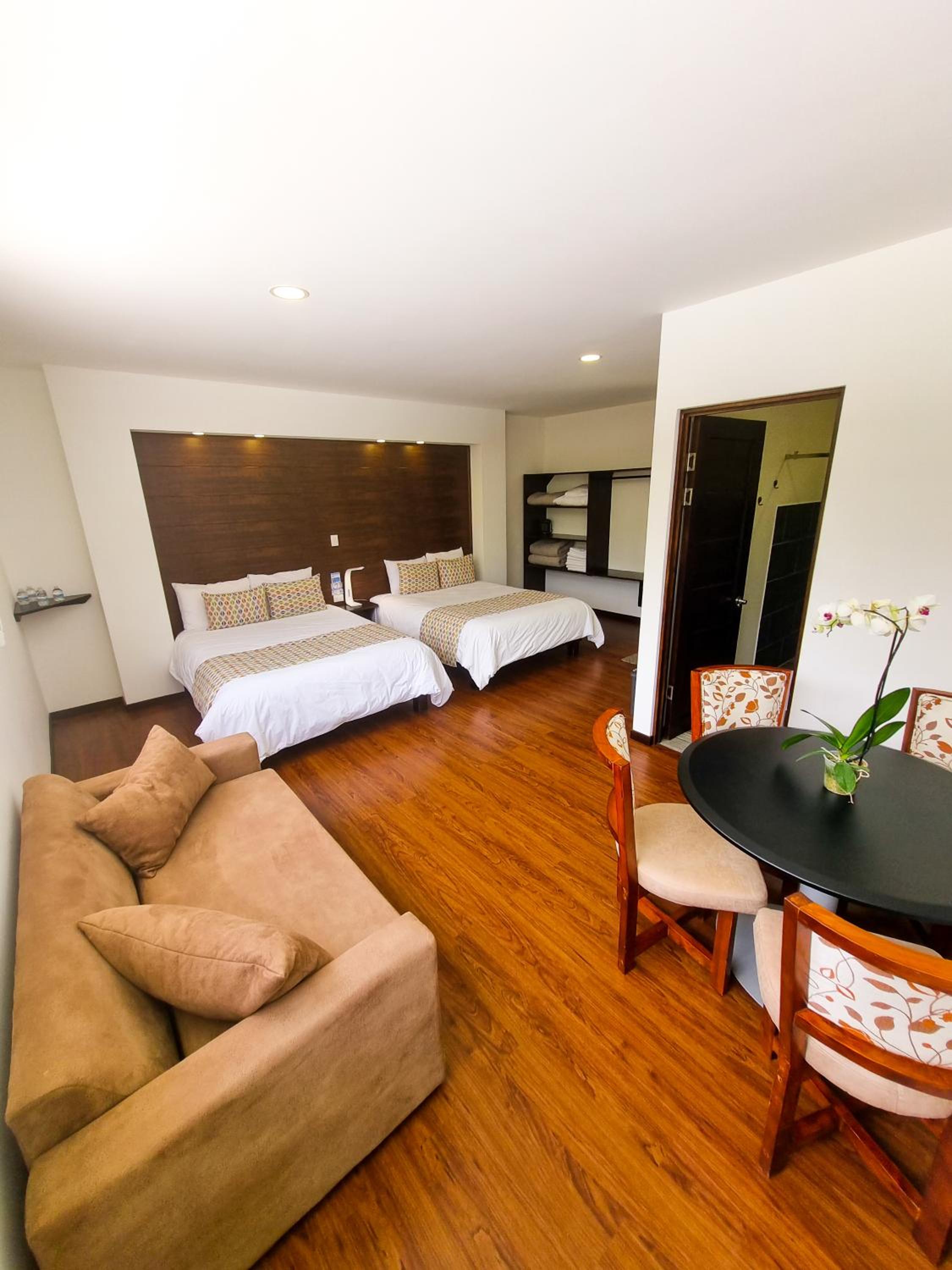 Family Room with Mountain View - Photo 12