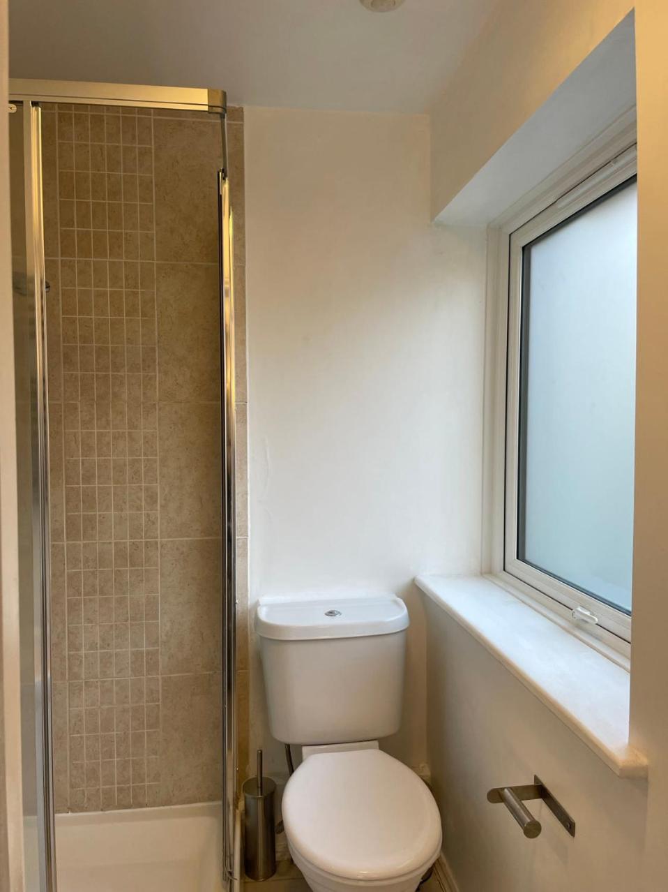 Double Room with Private Bathroom photo 3