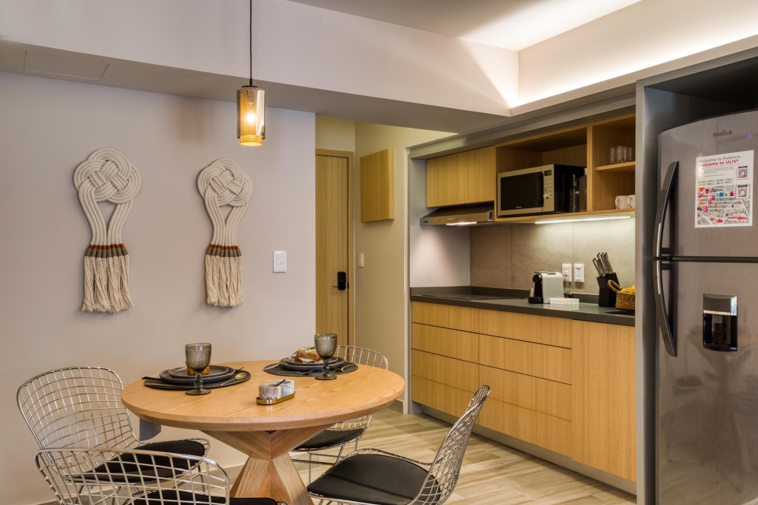  Two-Bedroom Apartment with Huge Private Terrace - Photo 6