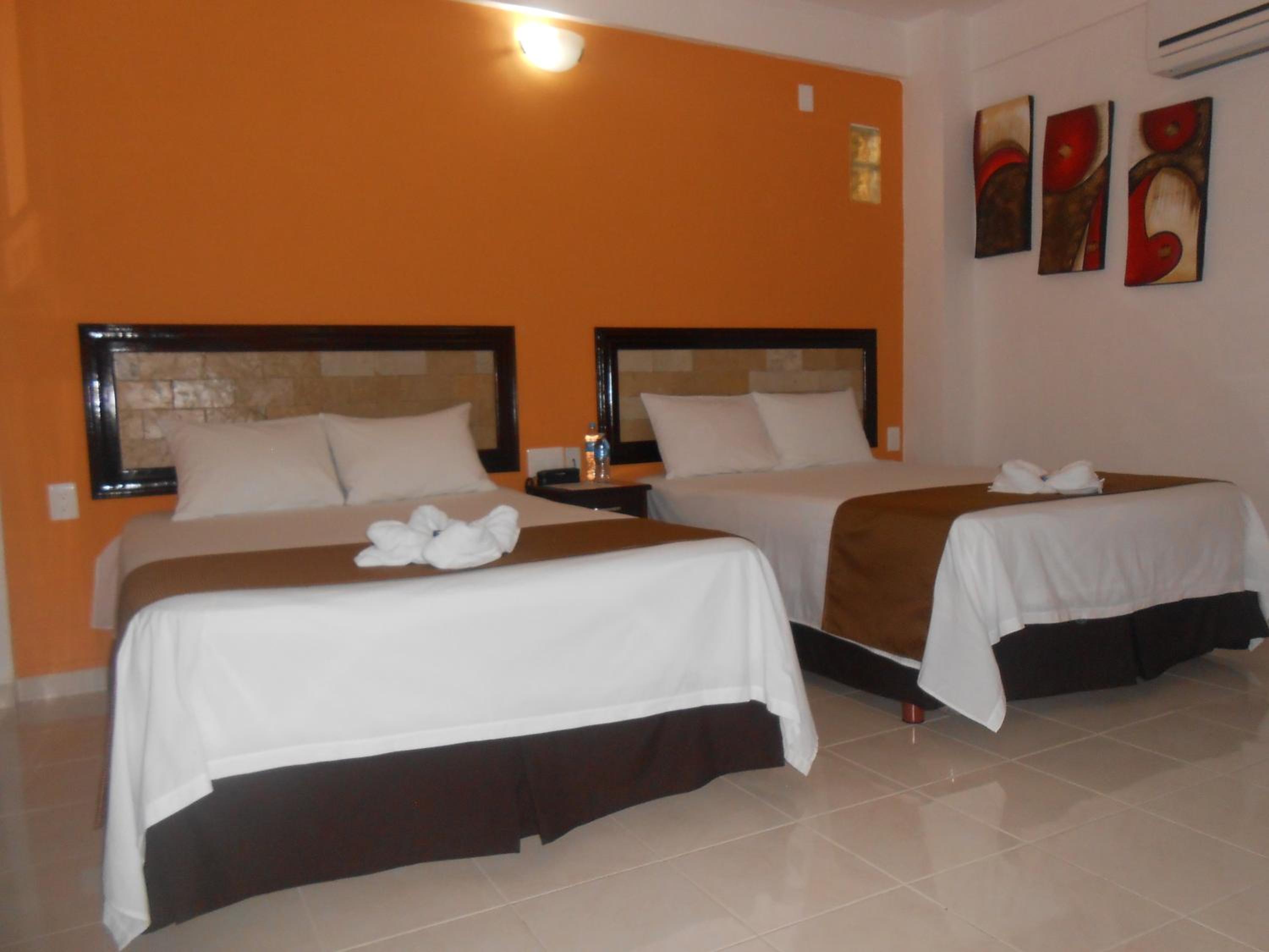 Deluxe Double Room with Two Double Beds photo 1