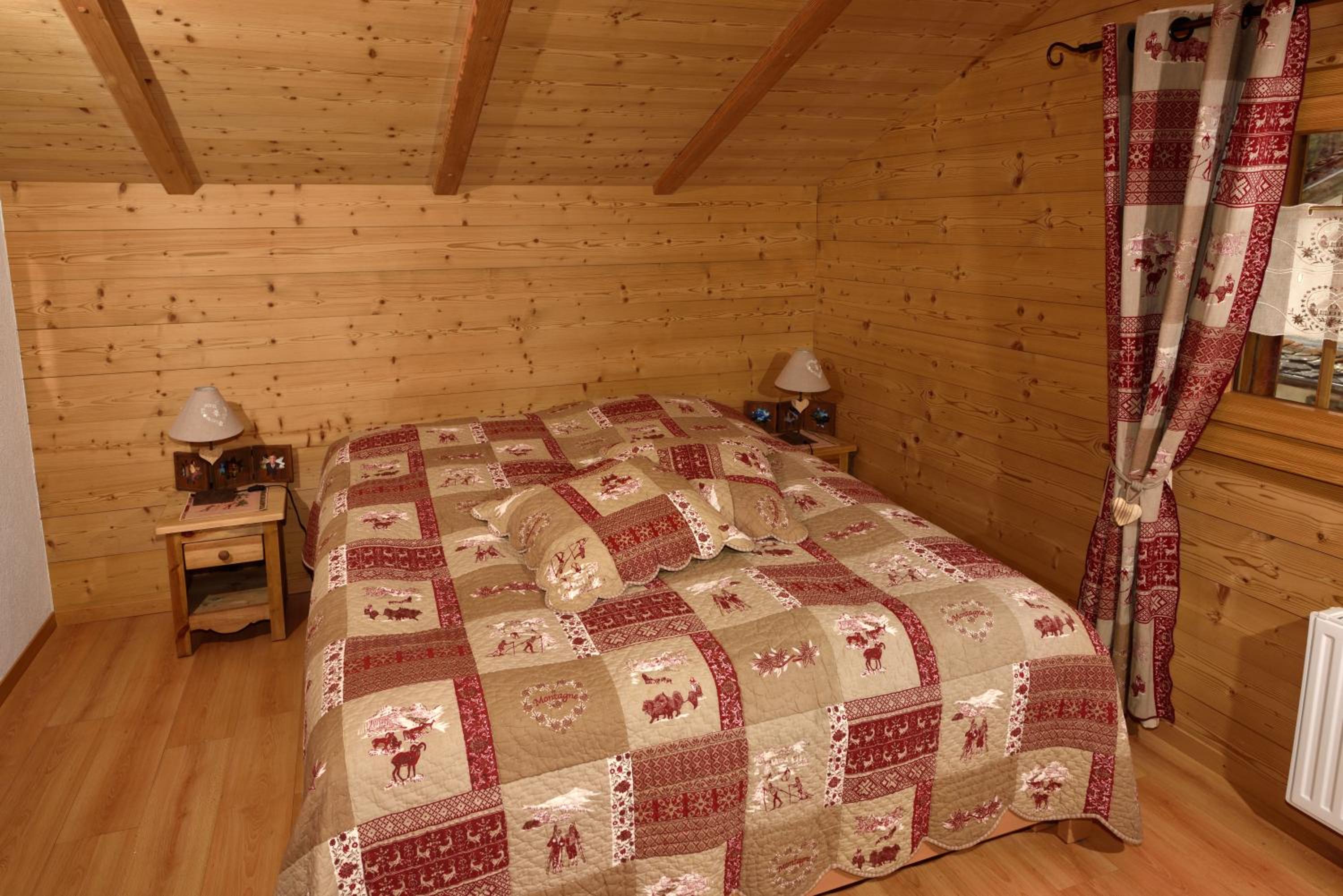 Family Room - Photo 1