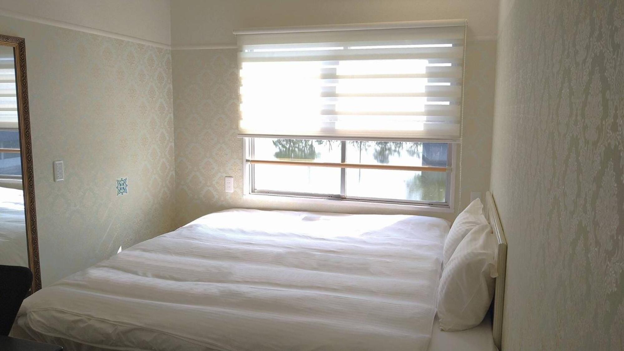 King Room - Non-Smoking photo 1