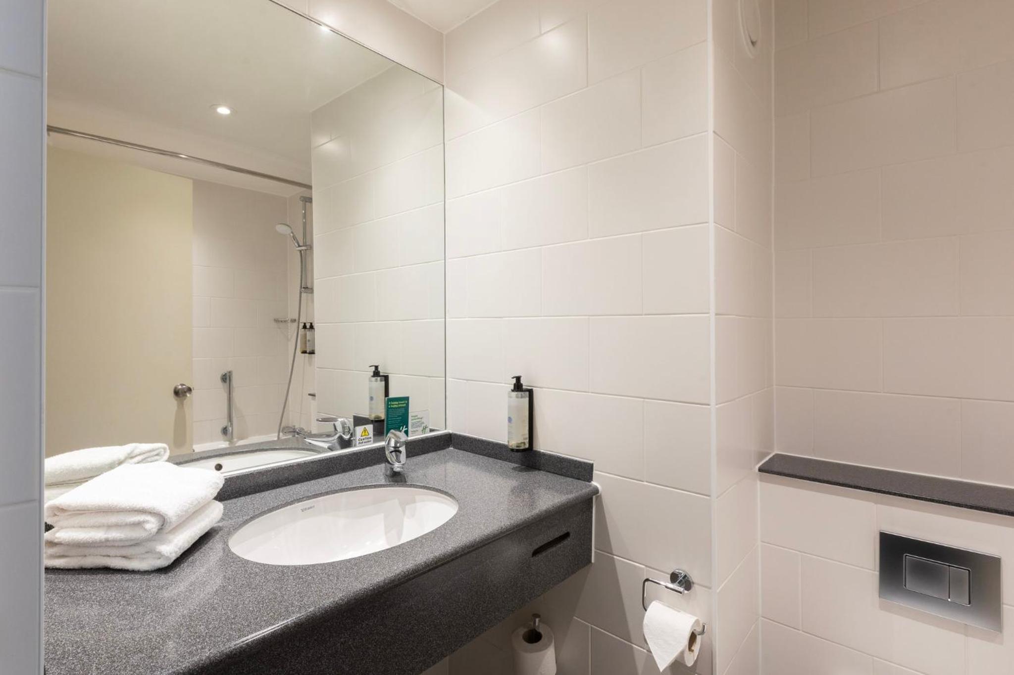 Premium Queen Room - High Floor - Photo 2