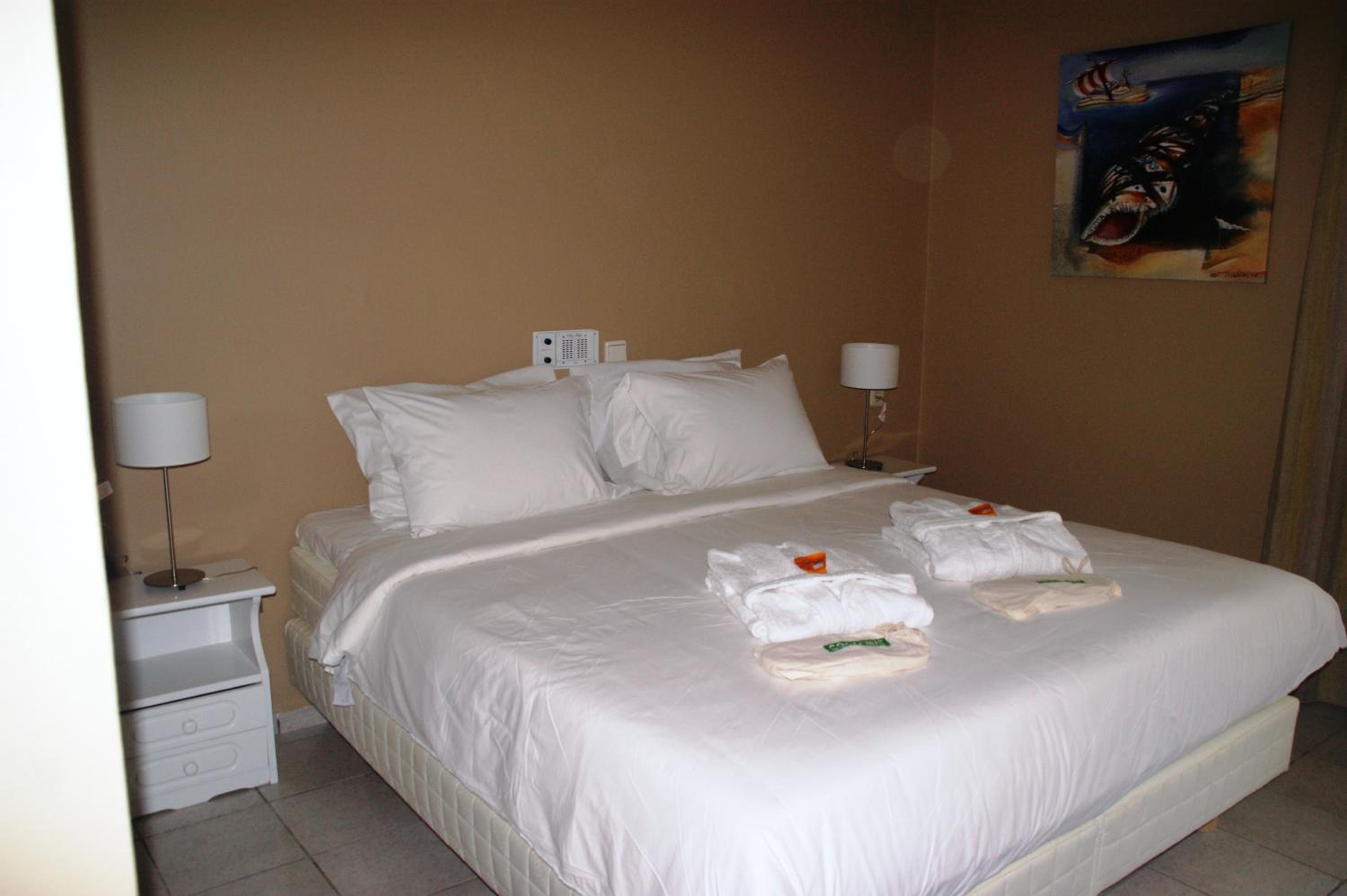 Double or Twin Room - Photo 1