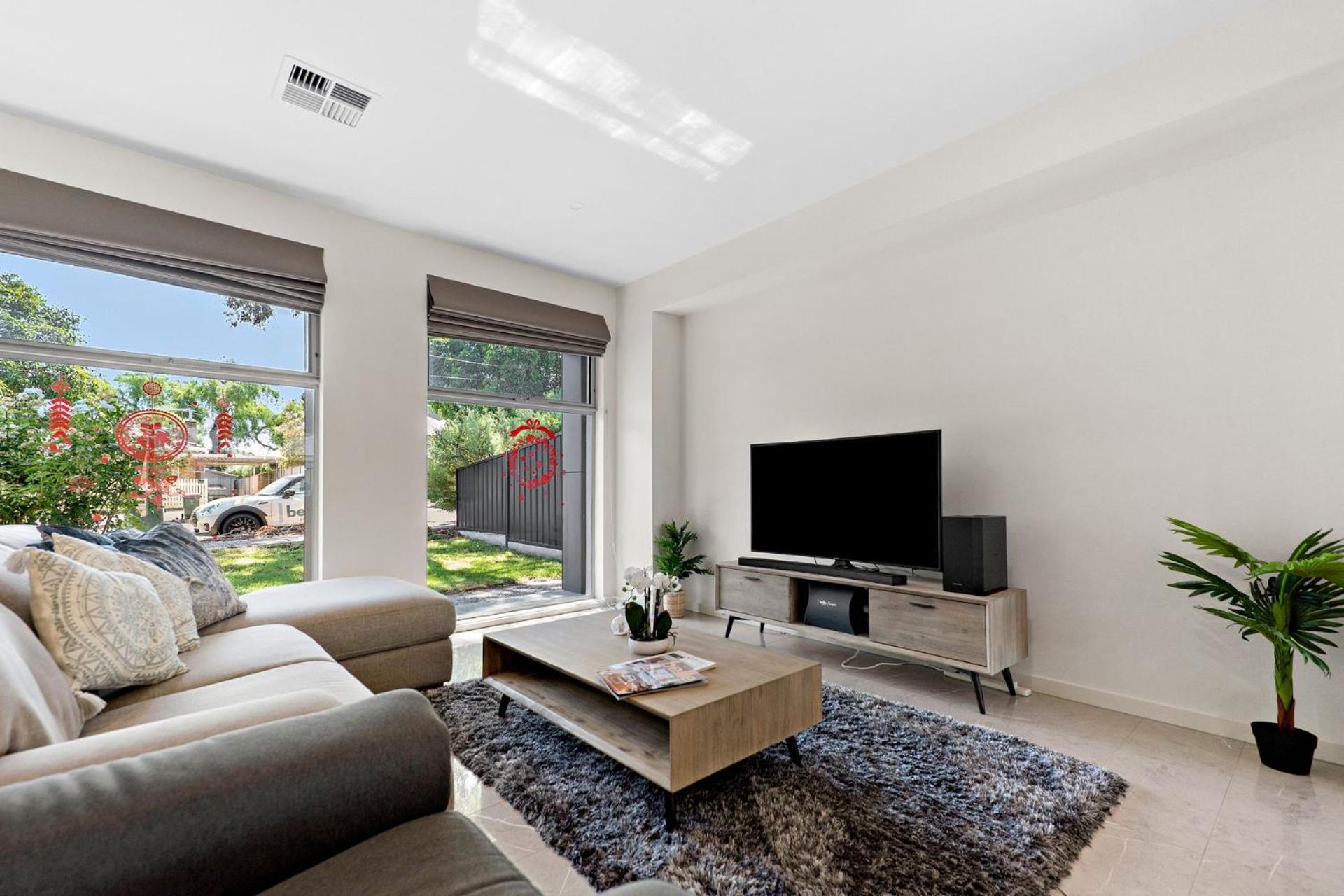 Three-Bedroom House photo 1