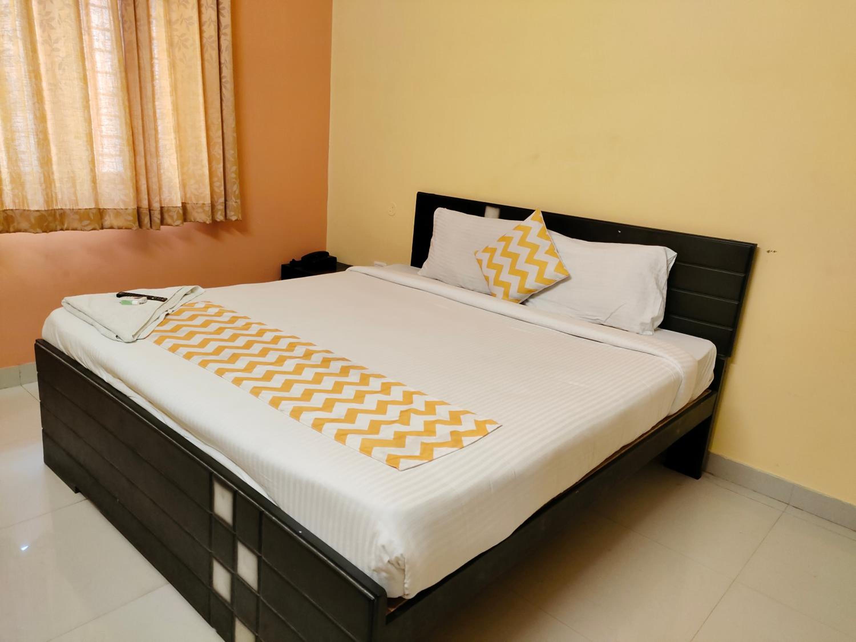 Deluxe Double Room - Photo 15