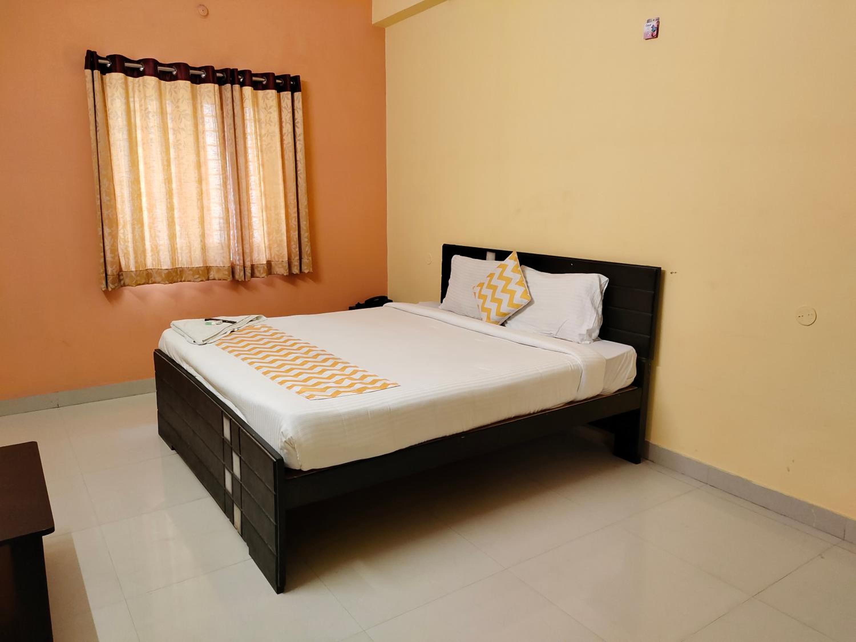 Deluxe Double Room - Photo 25