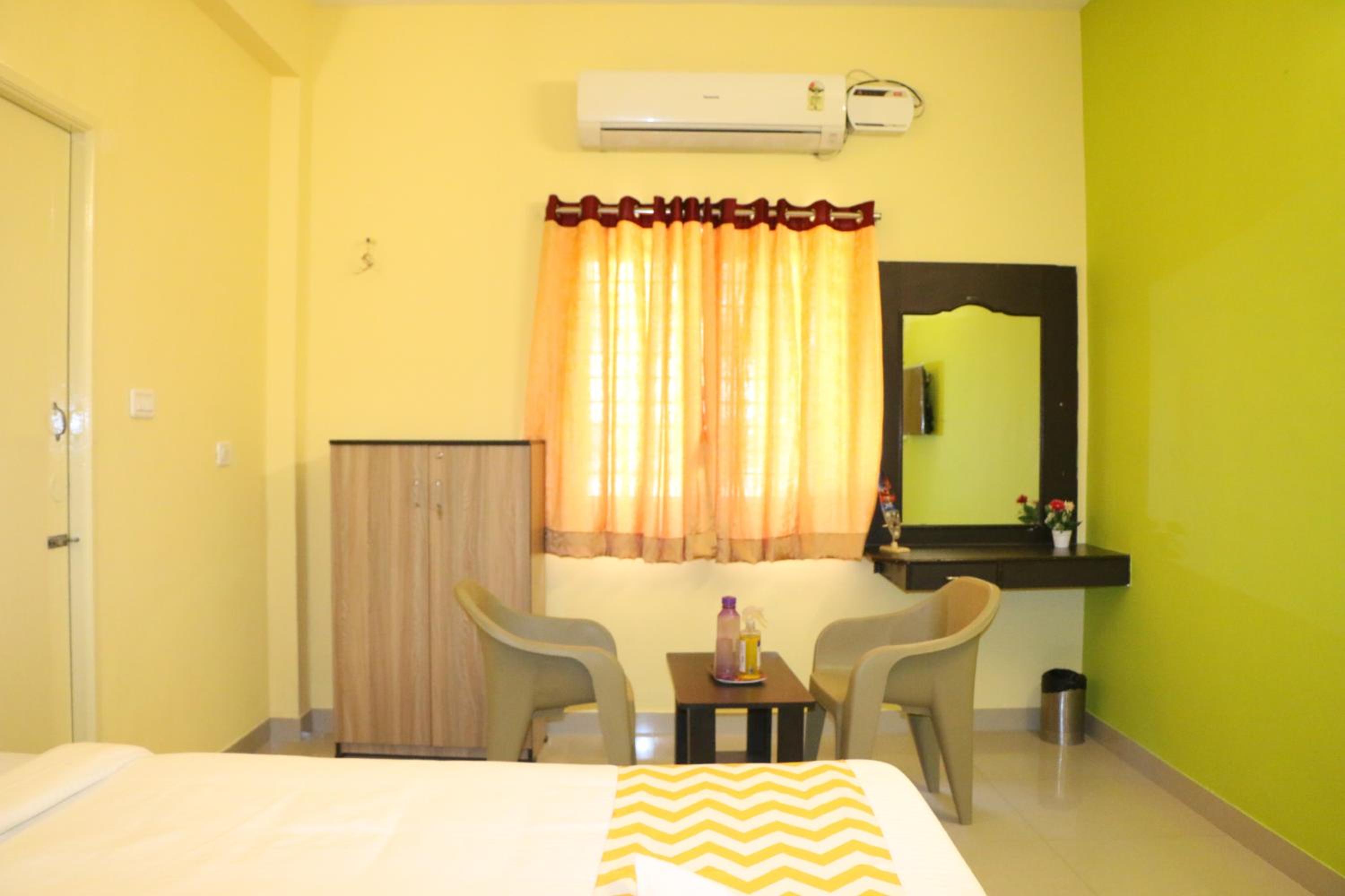 Deluxe Double Room - Photo 22