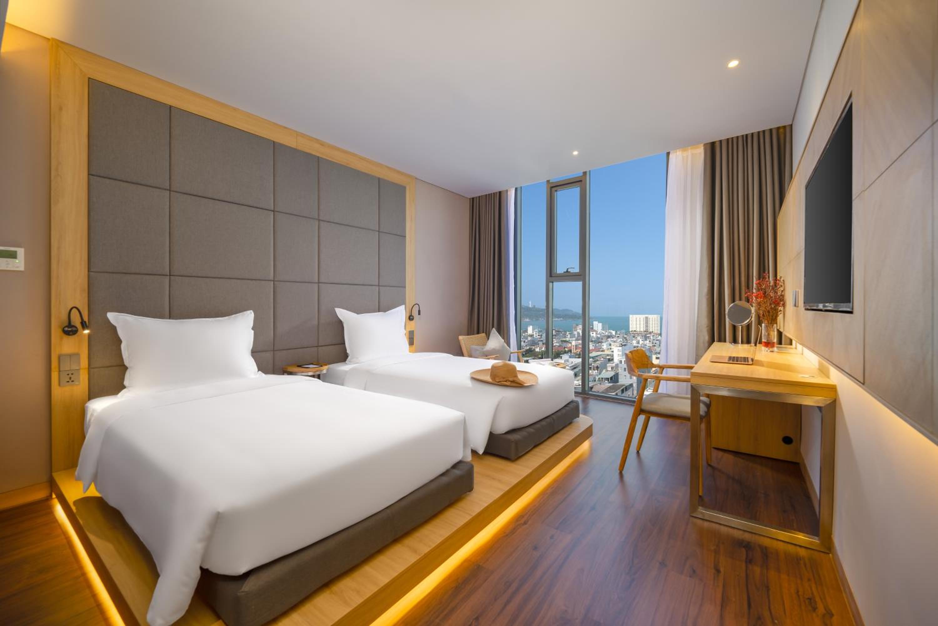 Deluxe Twin Room - Photo 1