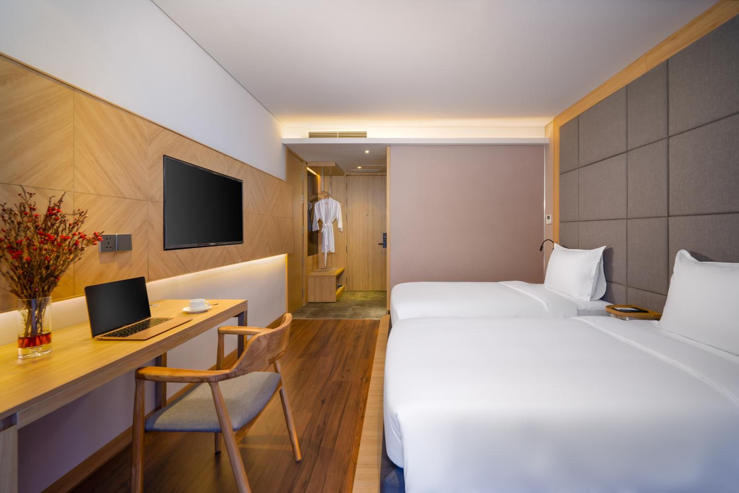 Deluxe Twin Room - Photo 6