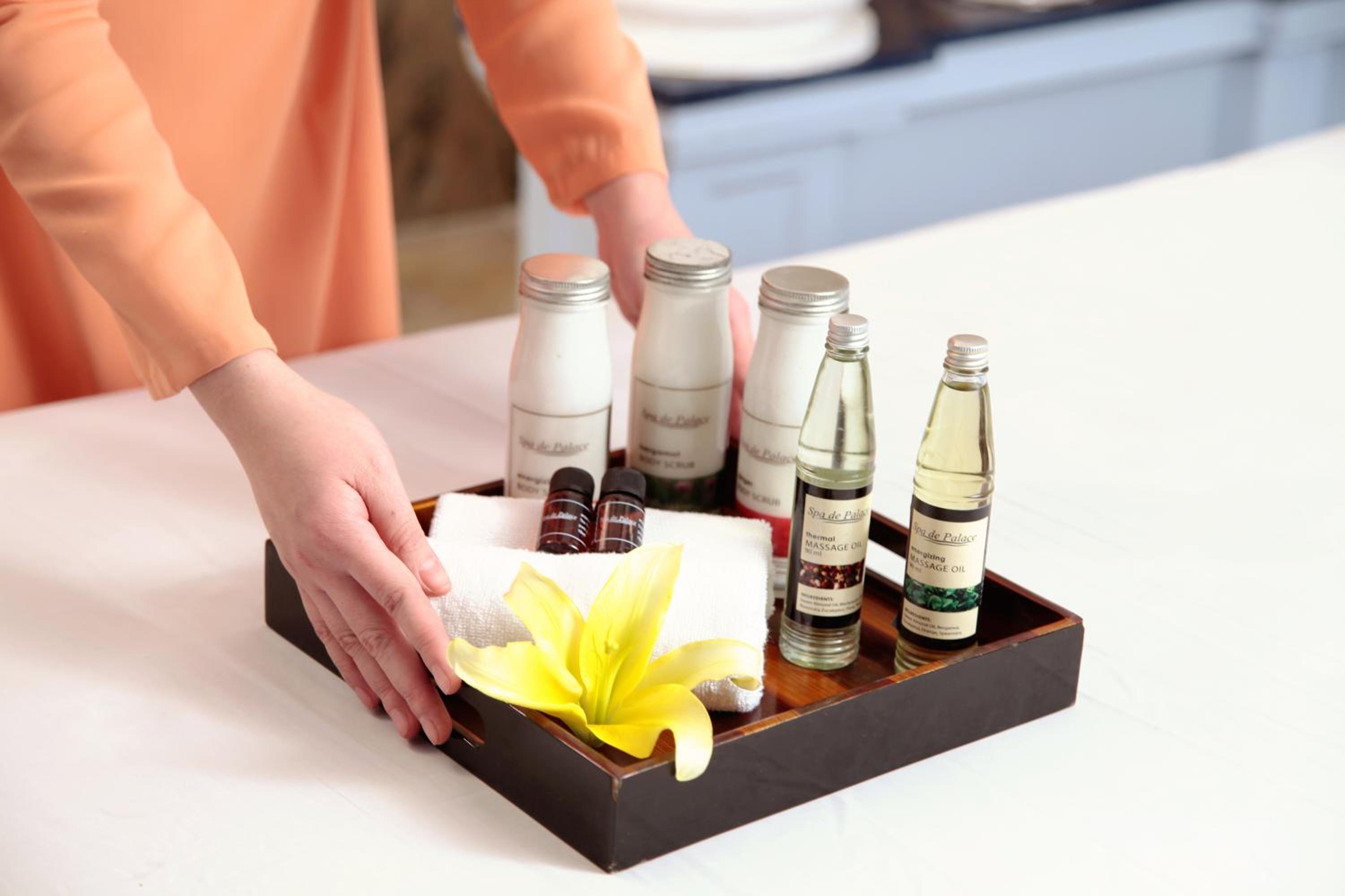 Deluxe Double or Twin Room with Wellness Package photo 3
