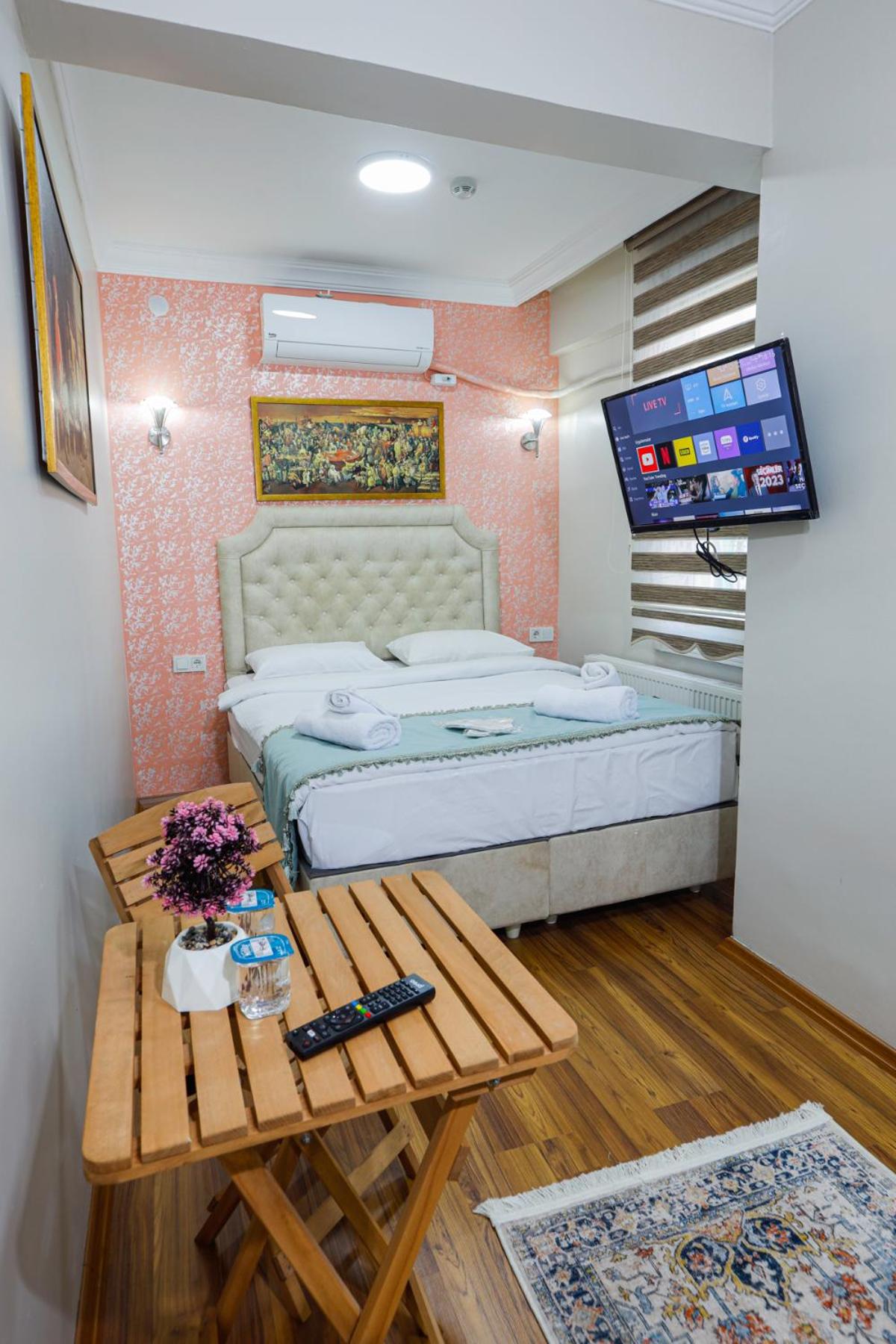 Deluxe Triple Room photo 1