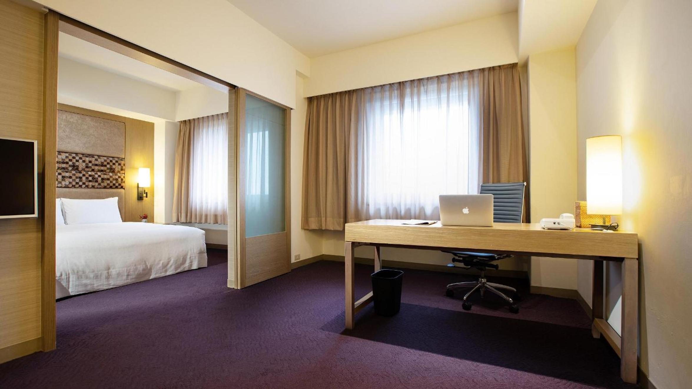 Deluxe Double Suite