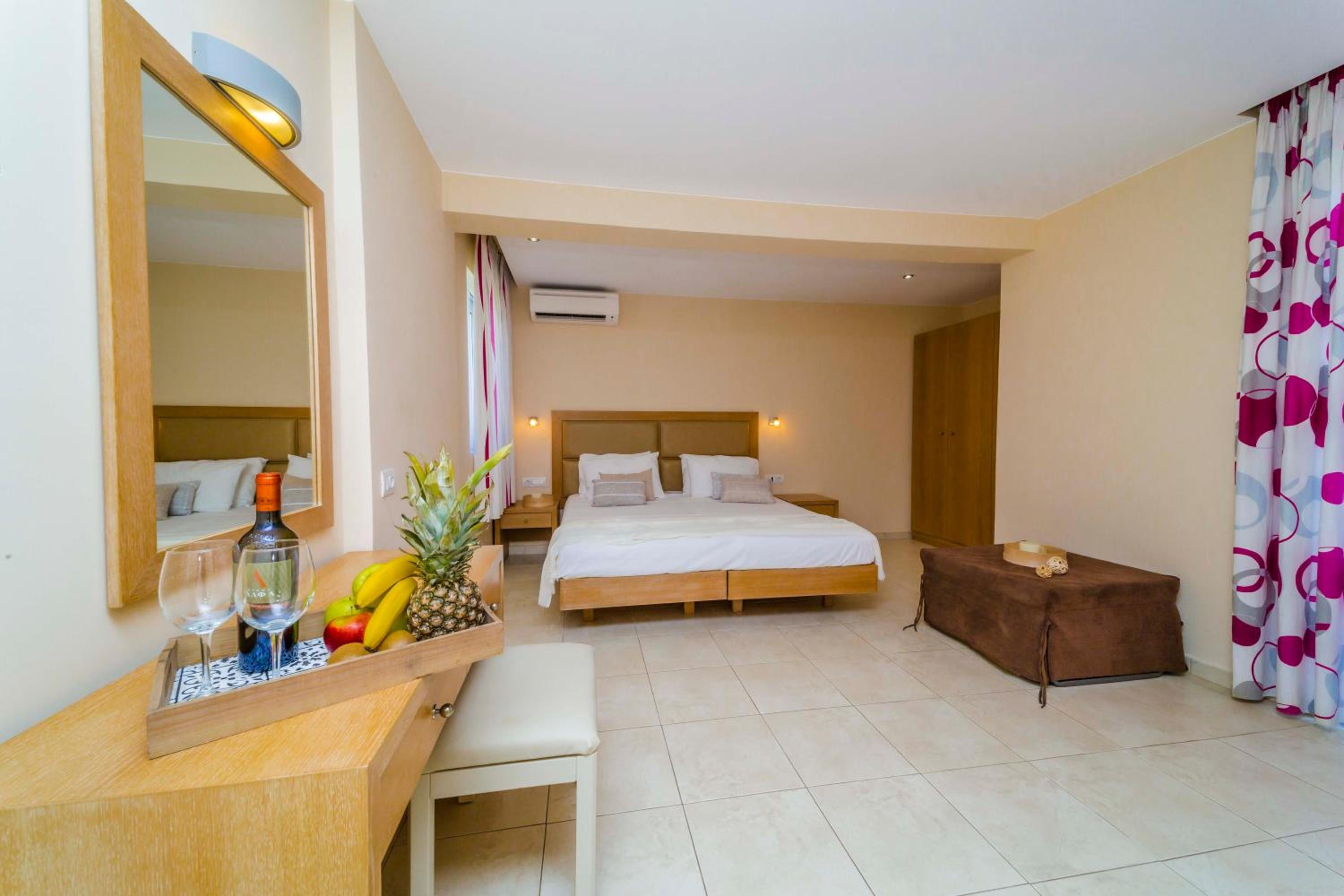 Deluxe Double or Twin Room with Balcony