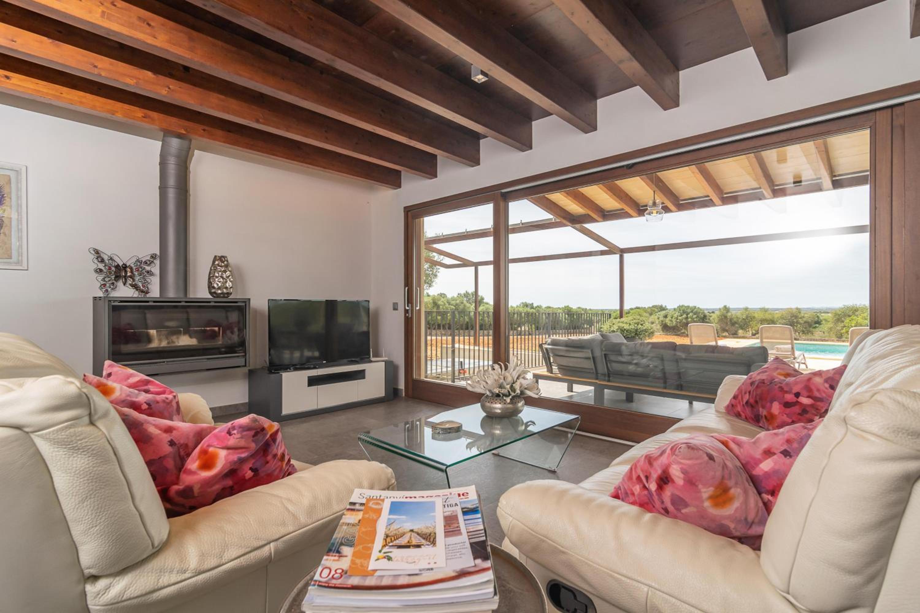 Villa de Cuatro Habitaciones