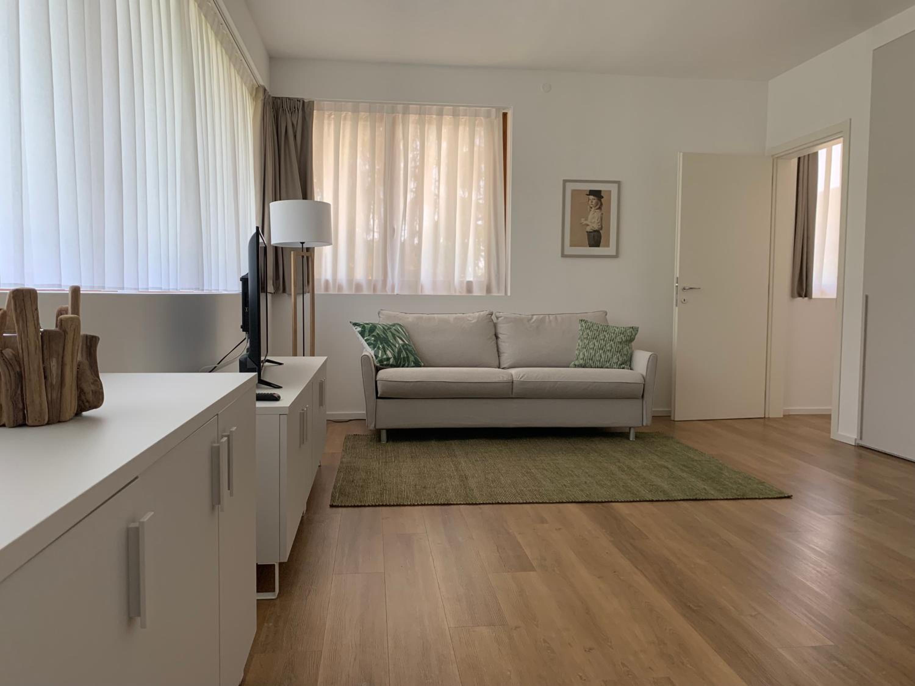 Apartment photo 1