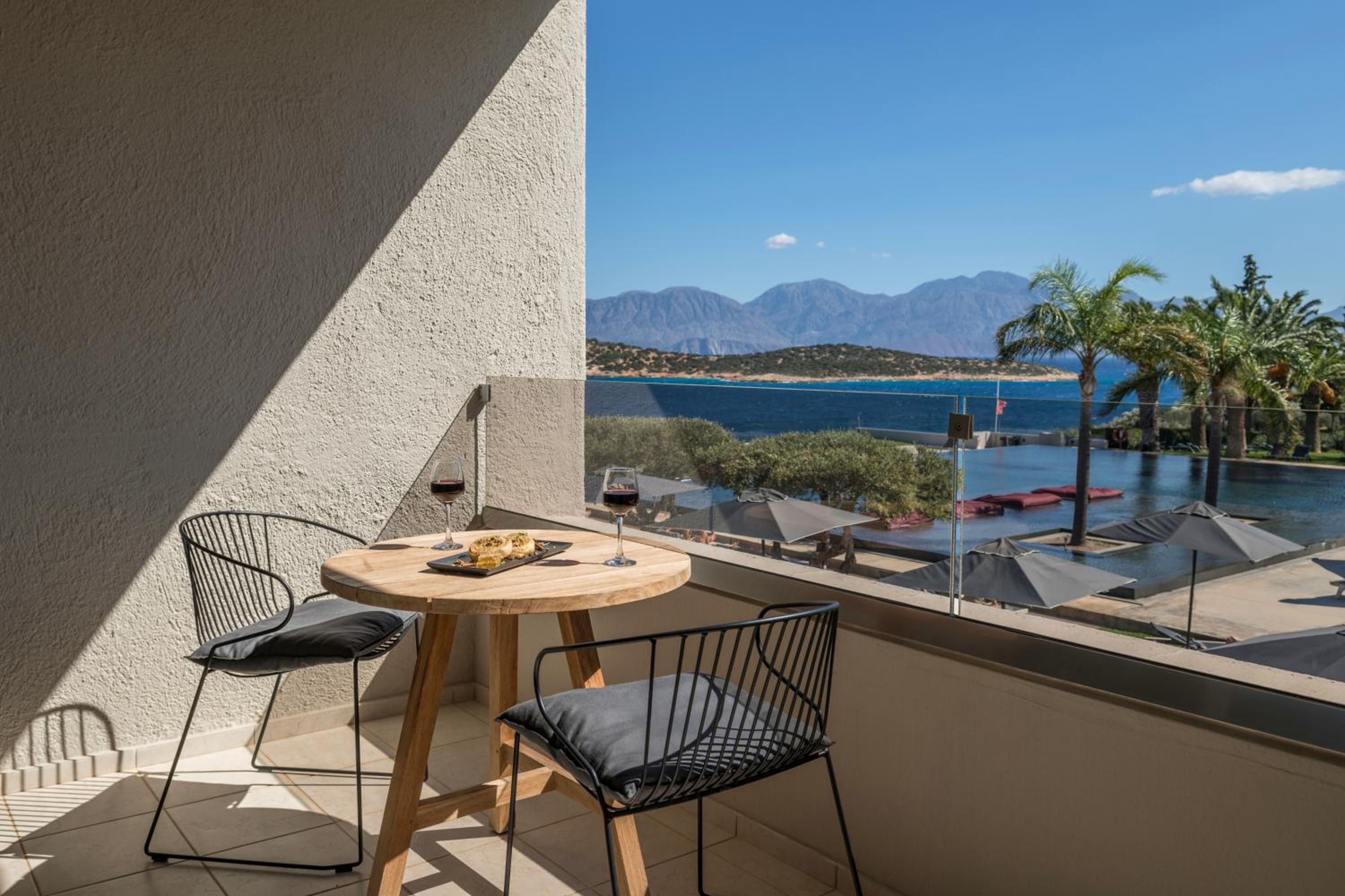 Zen Sea View Suite