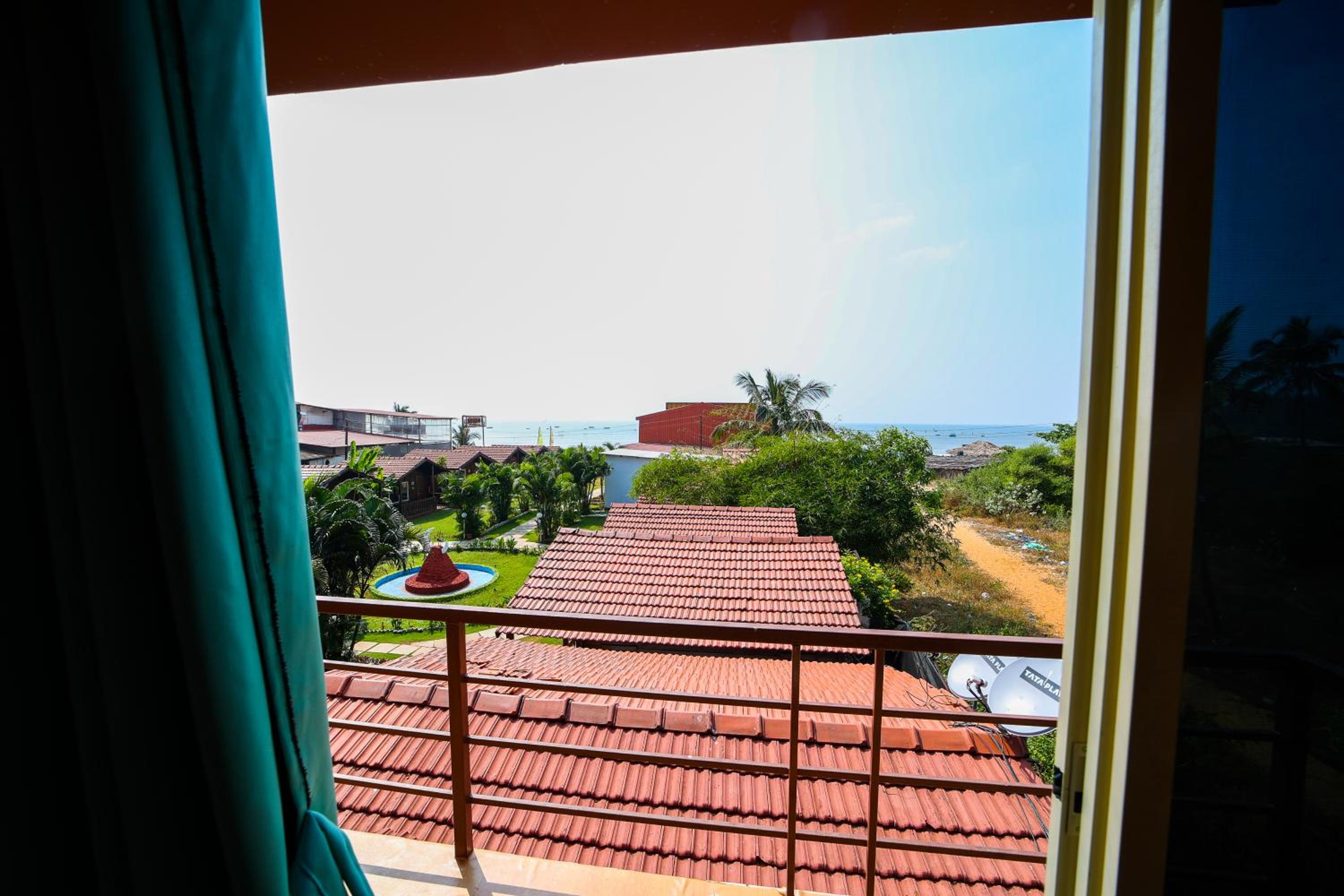 Sea View Deluxe Cottage photo 2
