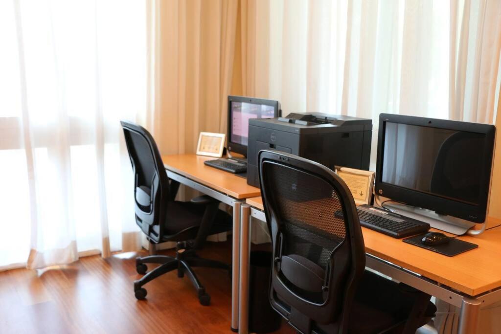 Apartment photo 2