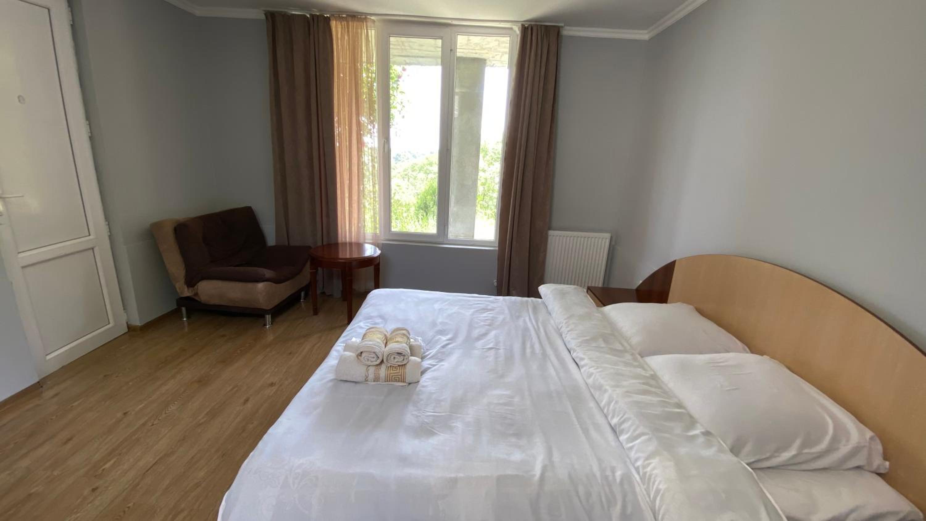 Economy Double Room - Photo 5