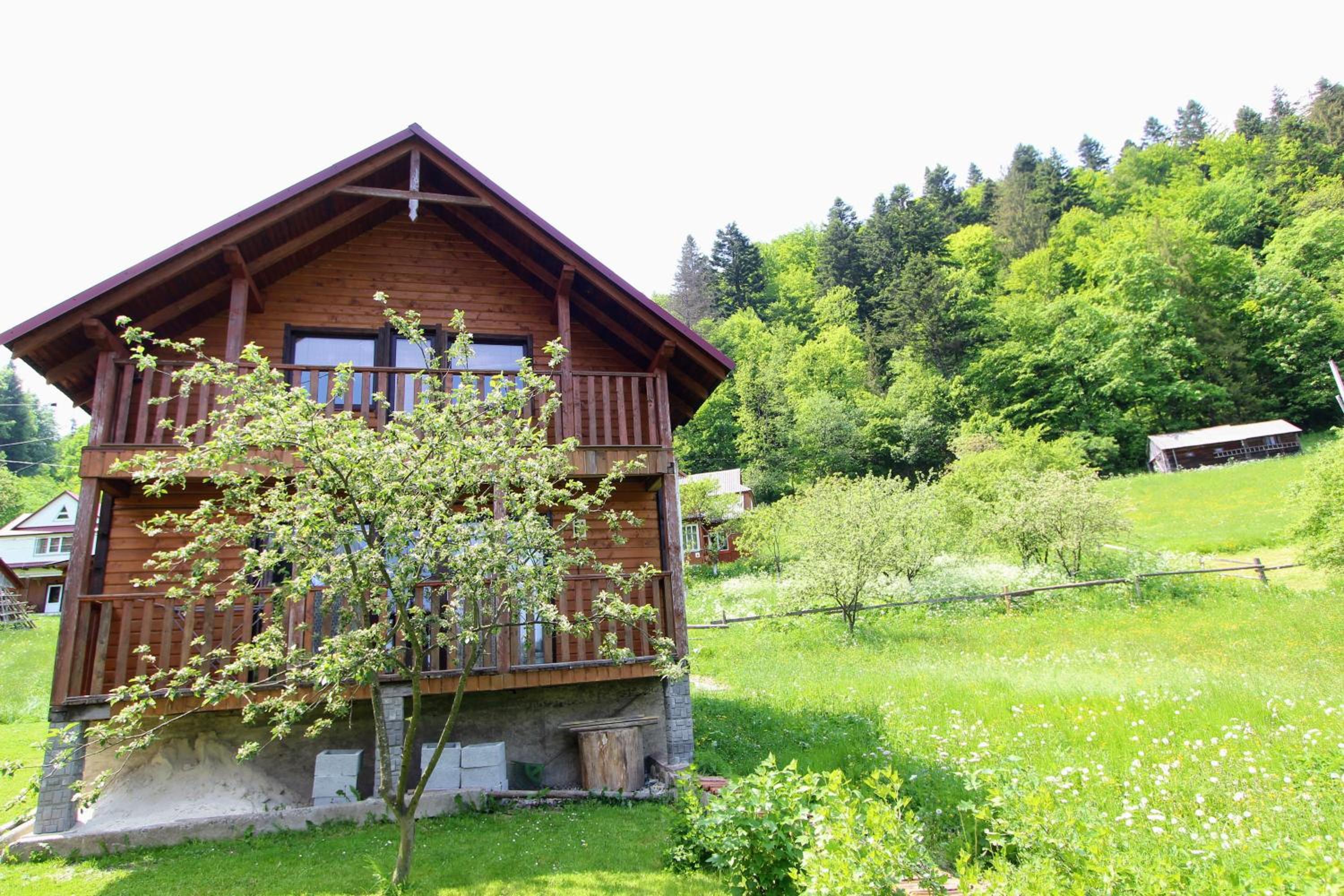 Three-Bedroom House photo 1