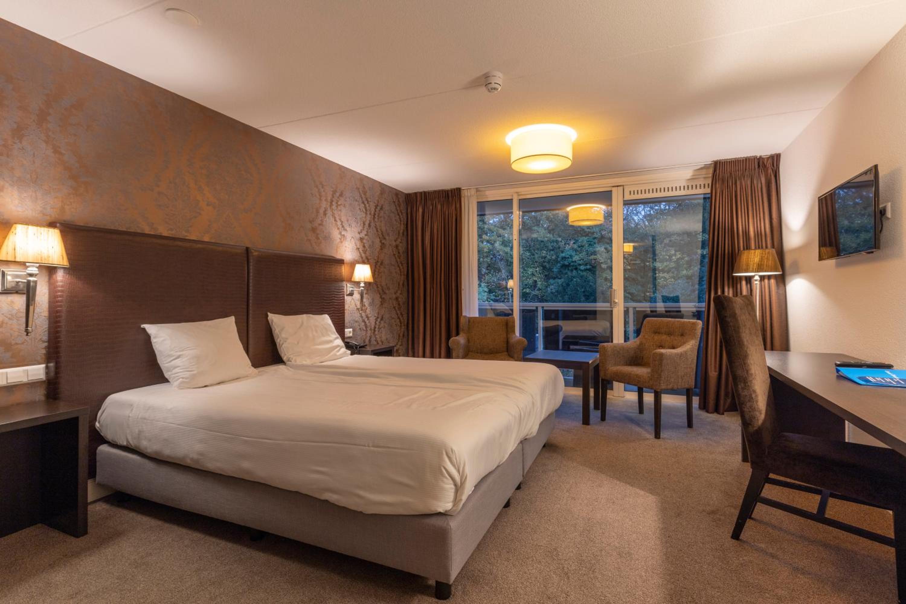 Deluxe Double Room photo 3