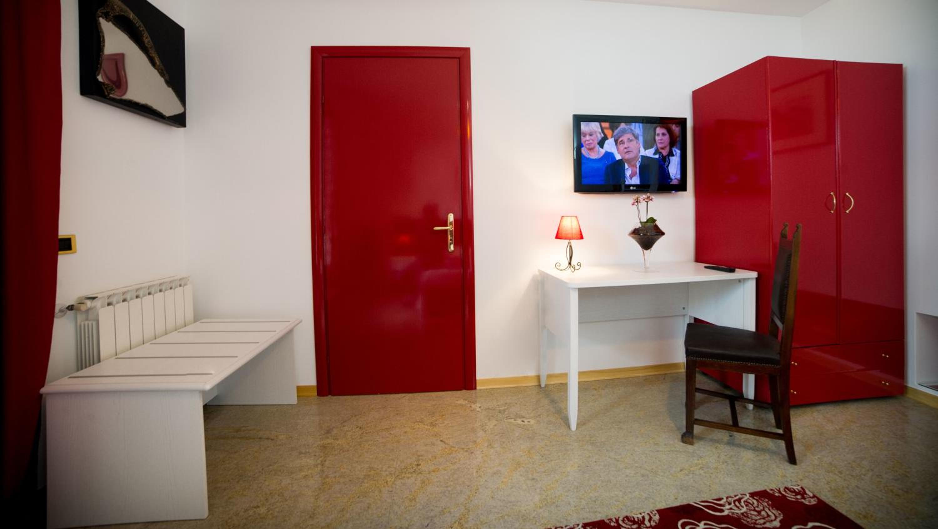 Double or Twin Room with Sea View