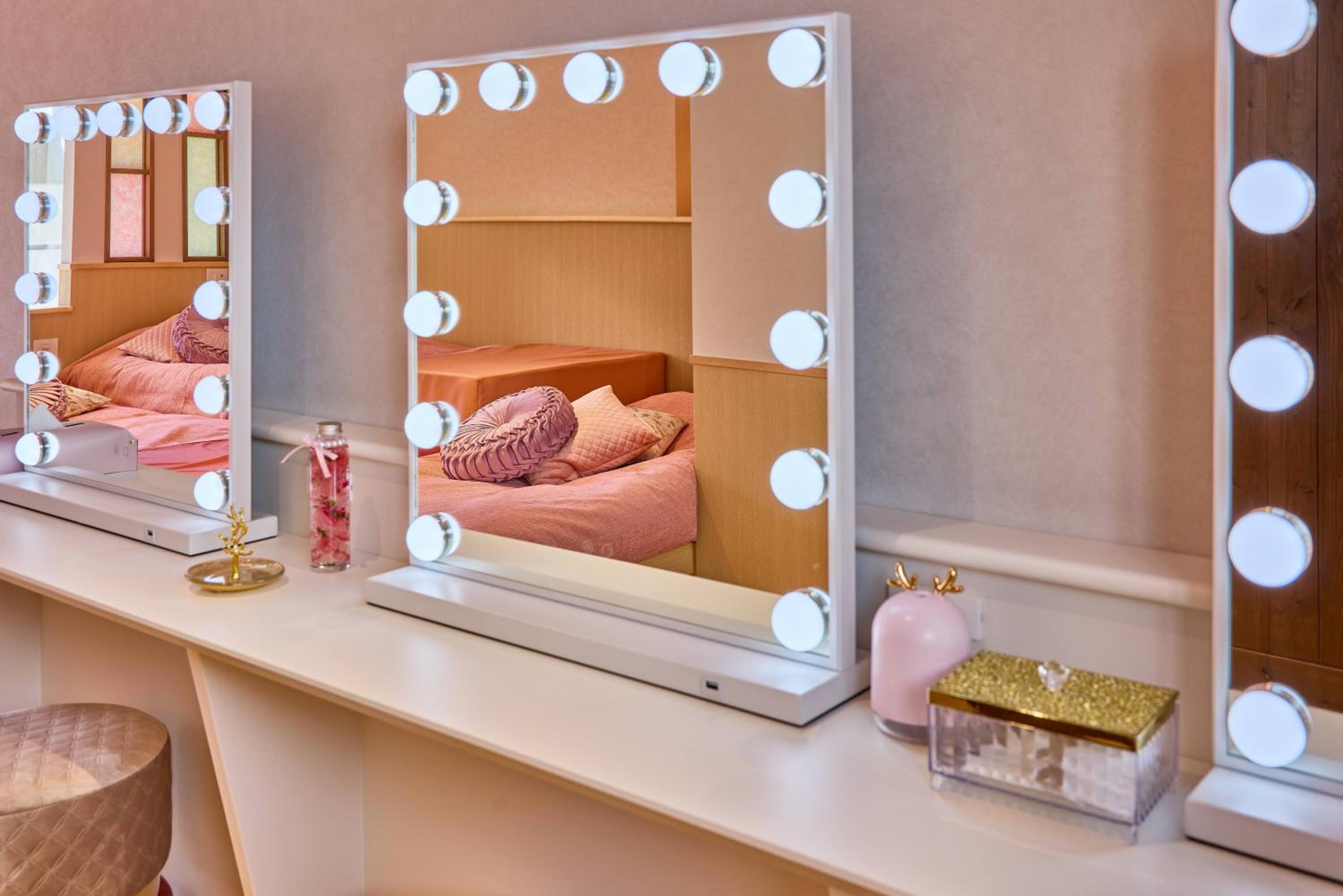 Dreamy Room - Triple Room - Included free drink