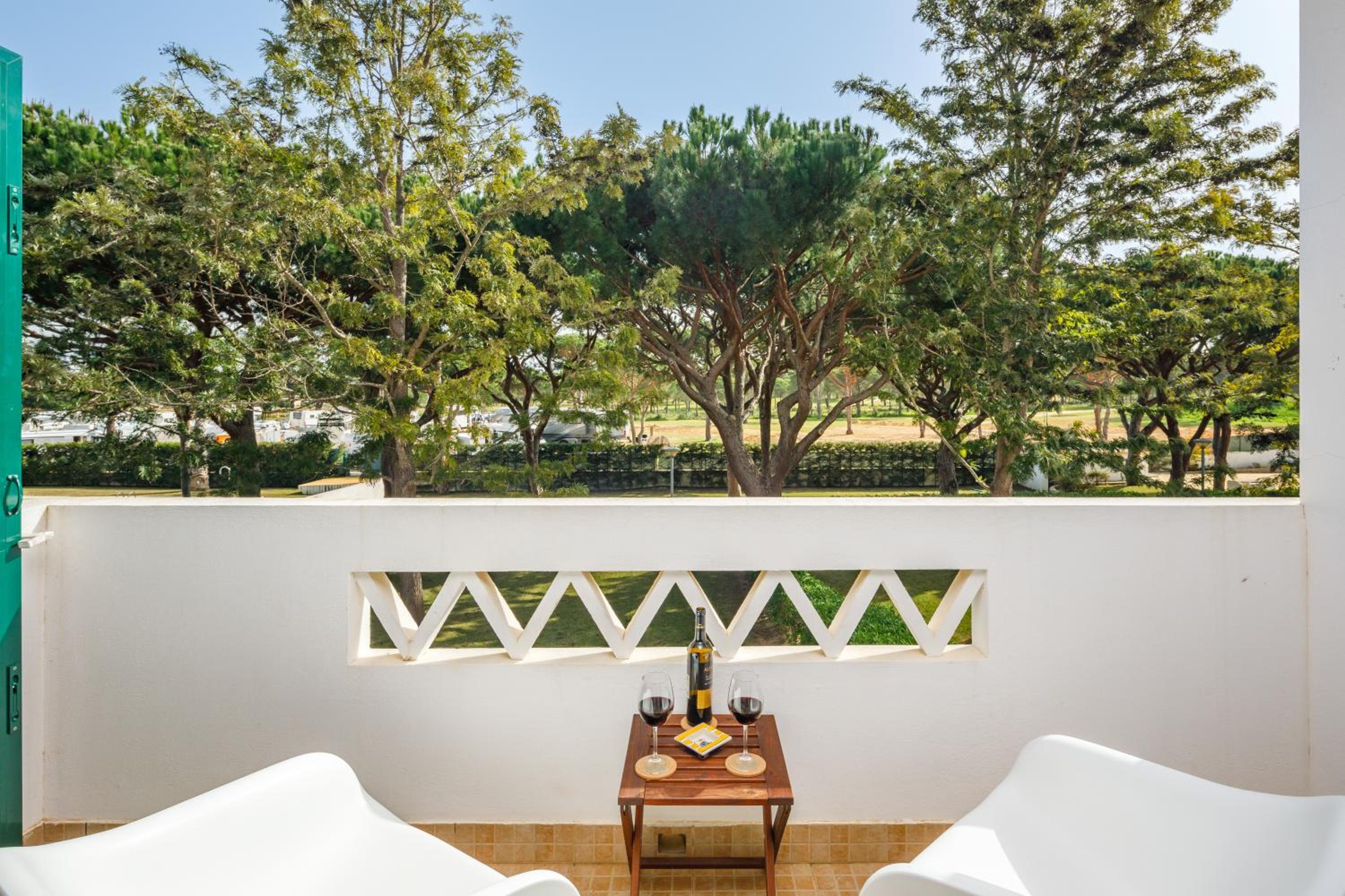 Three-Bedroom Villa photo 3