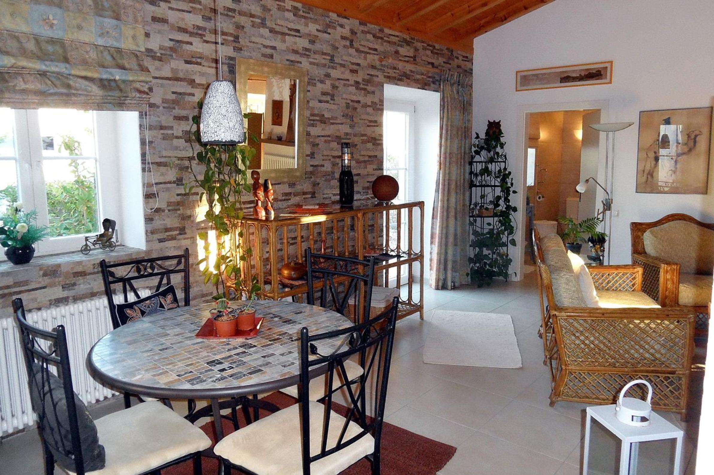 One-Bedroom Country House photo 1