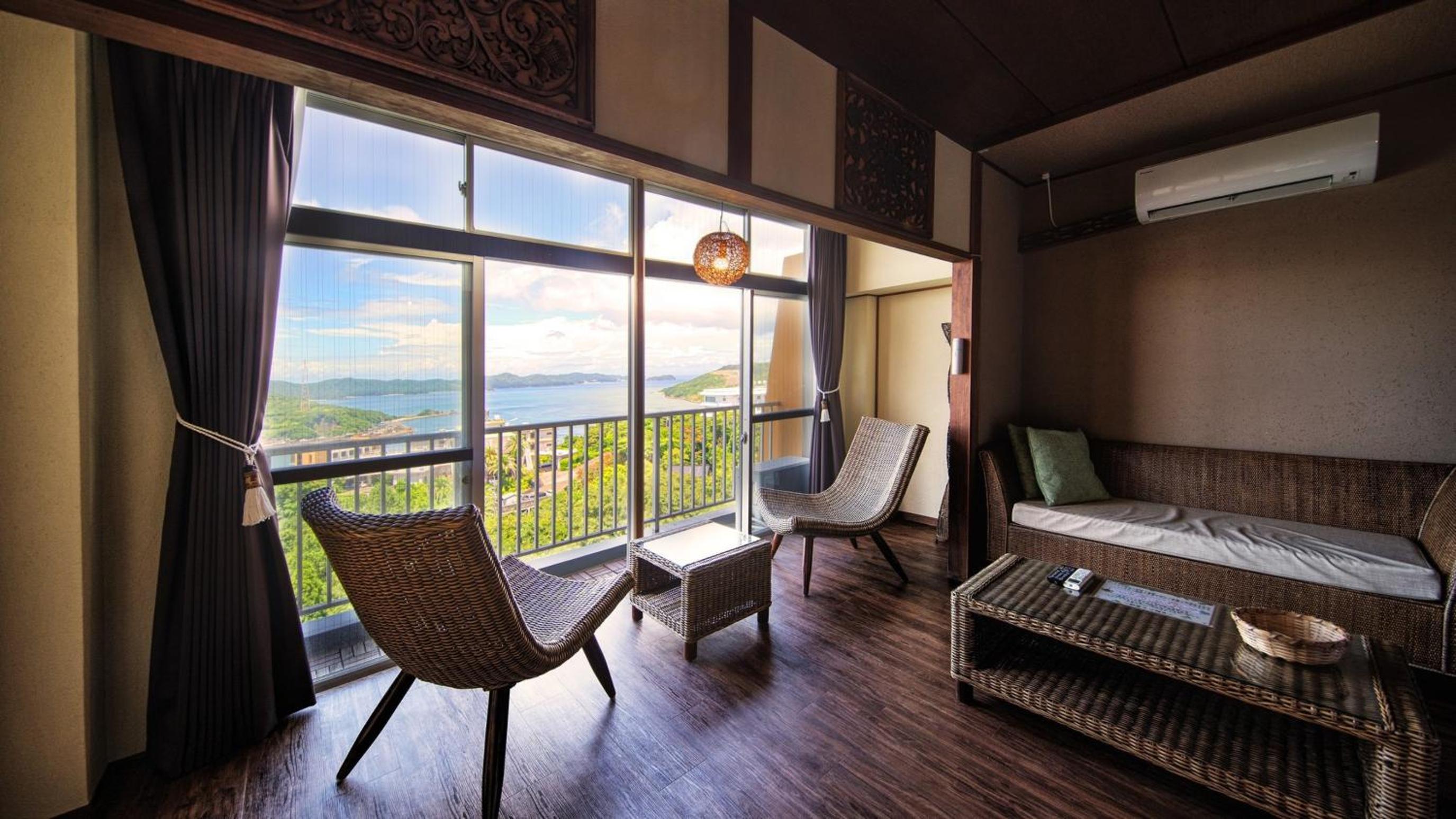 Twin Room with Low Bed  photo 2