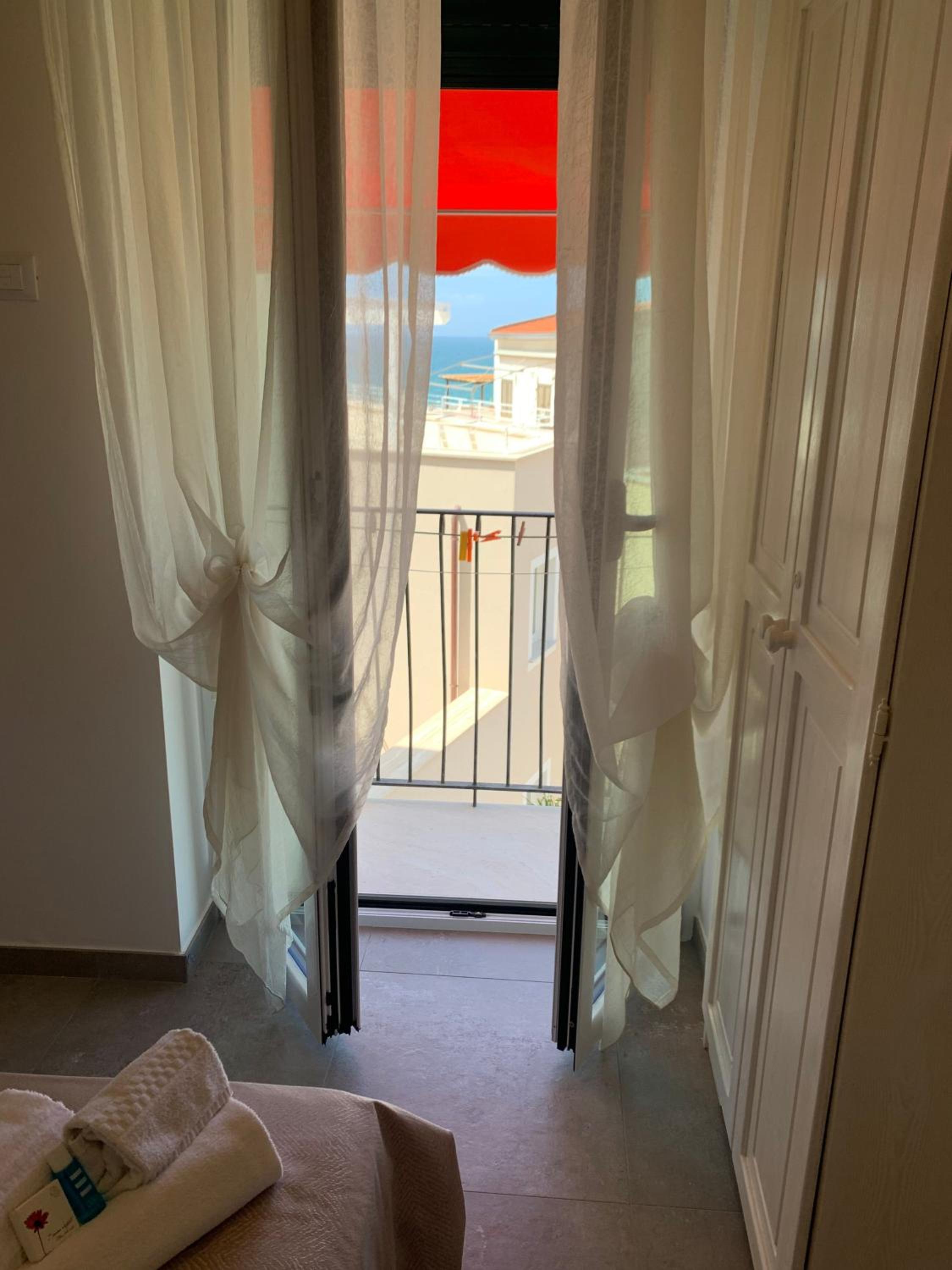 Double Room with Balcony photo 2