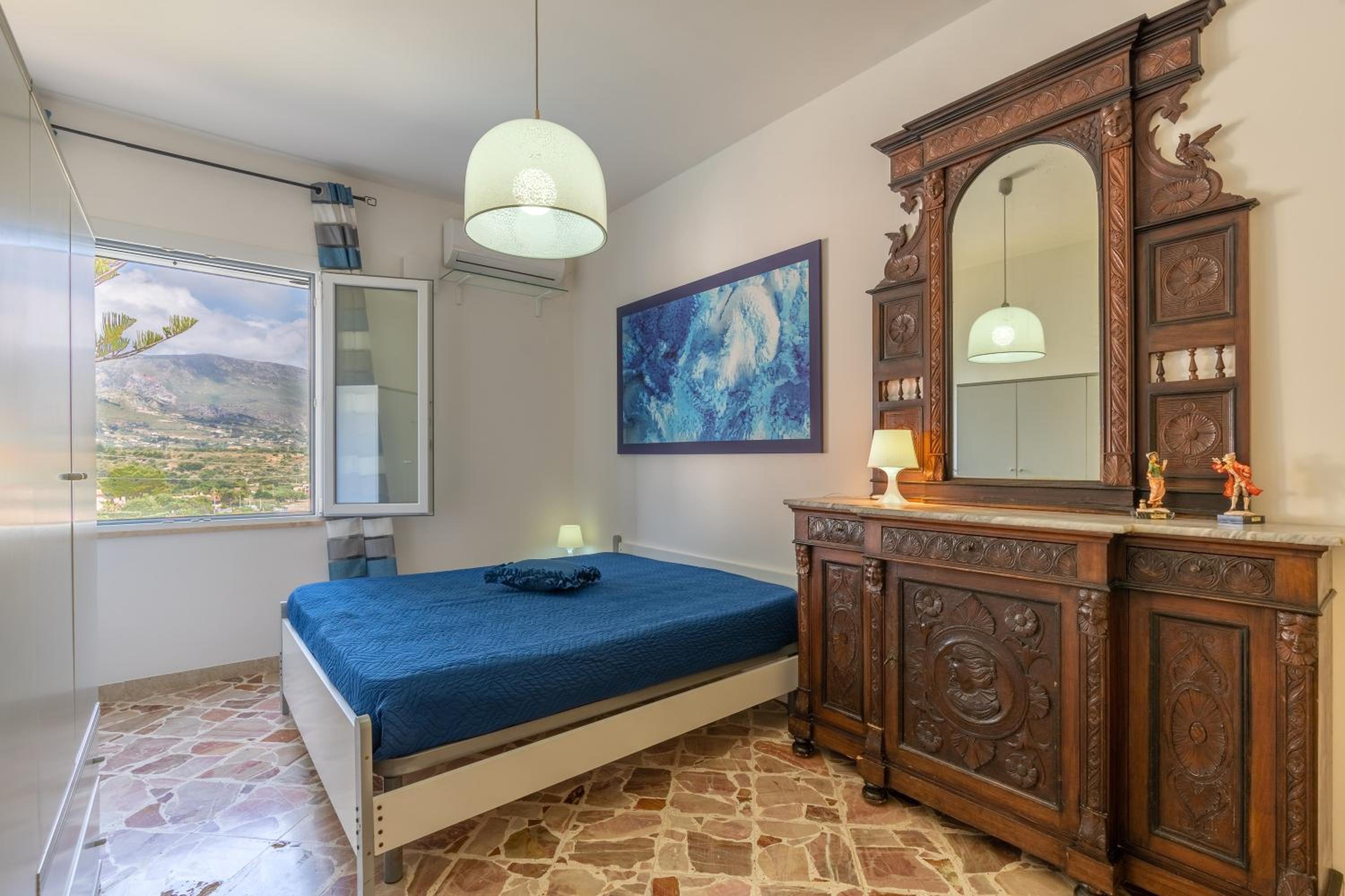Two-Bedroom Deluxe Apartment with Ocean View