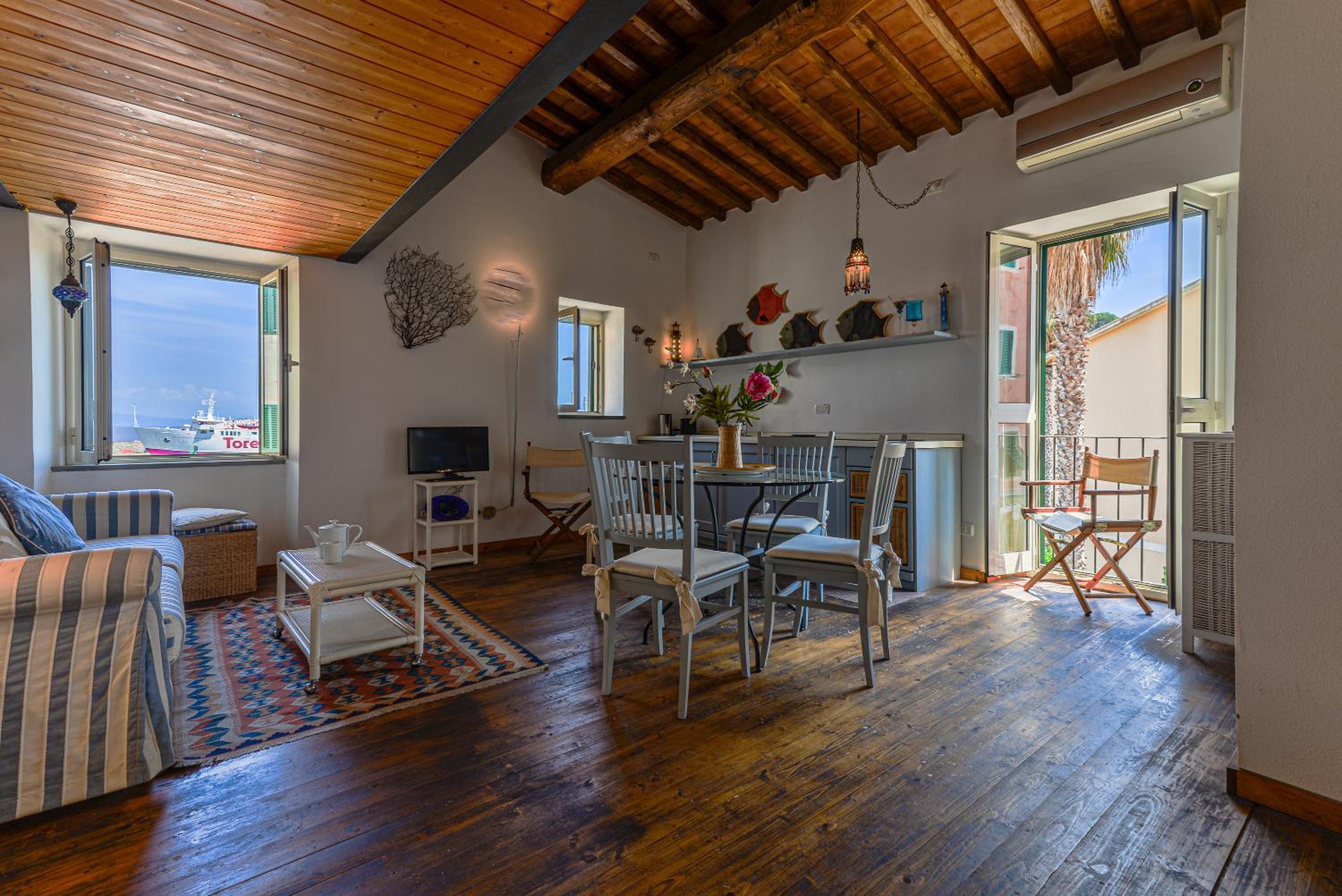 Superior Apartment with City View