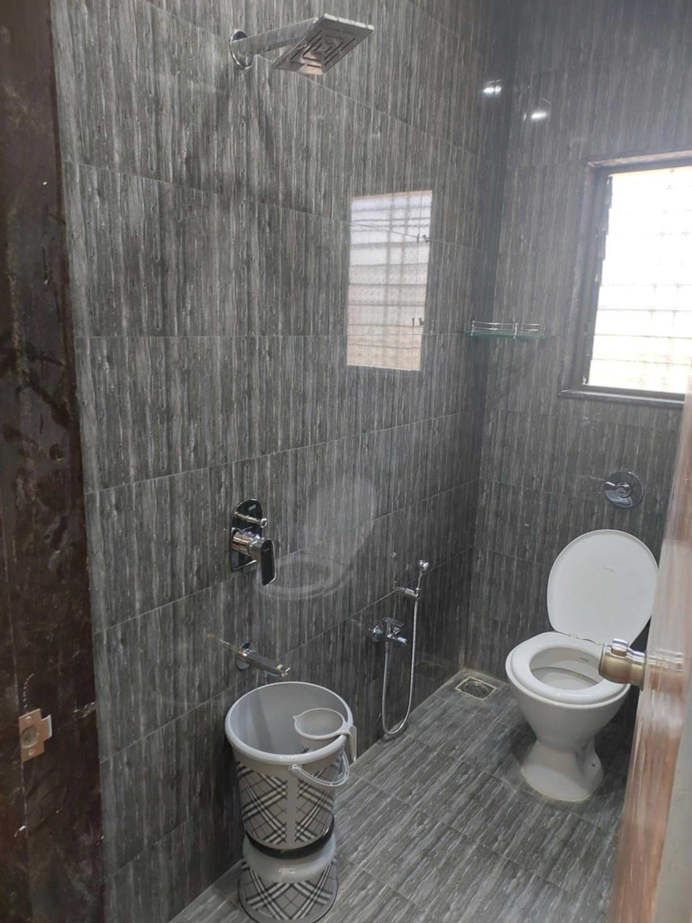 Deluxe Family Suite - Photo 4