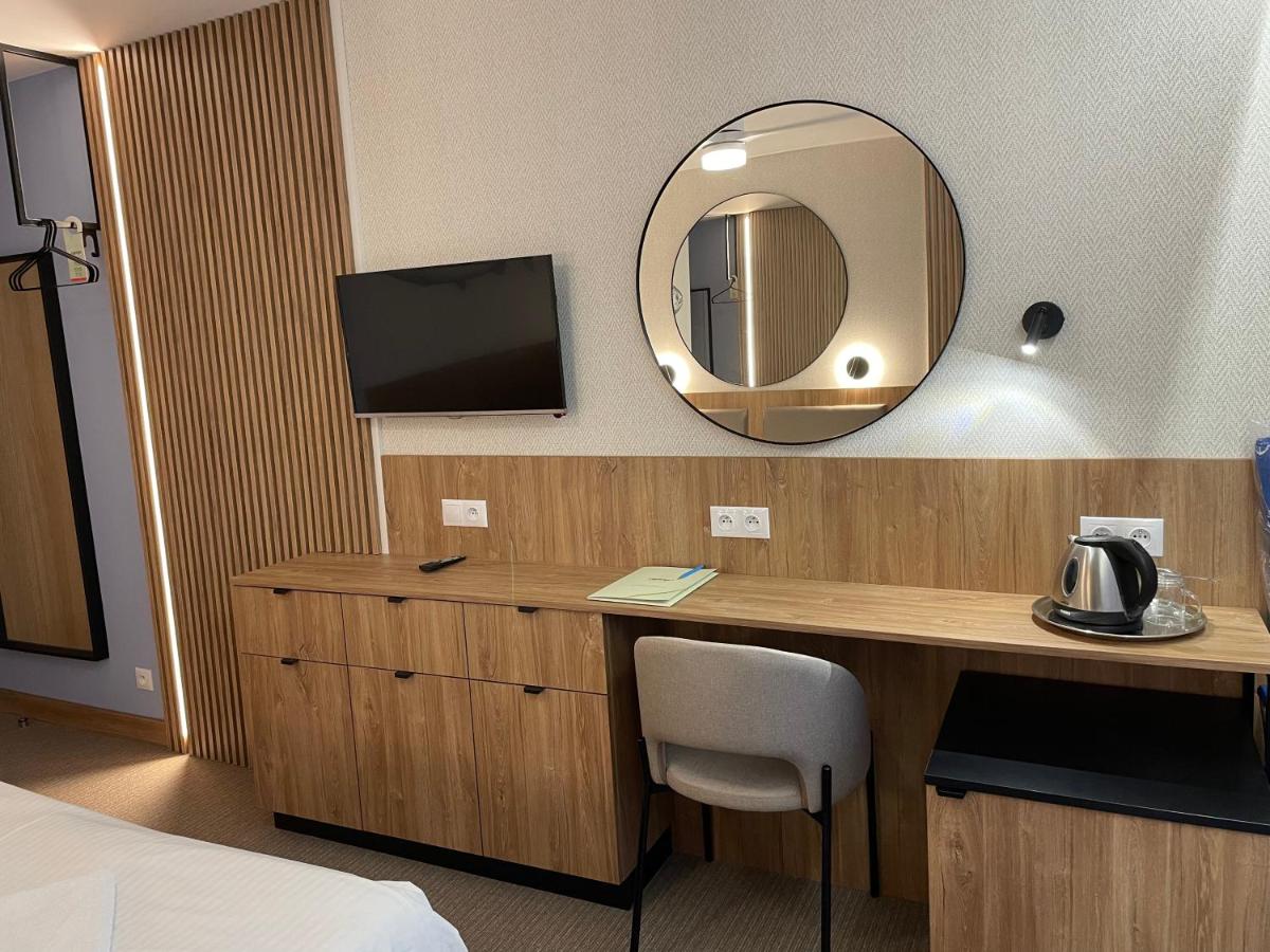 Double Room with Balcony photo 2