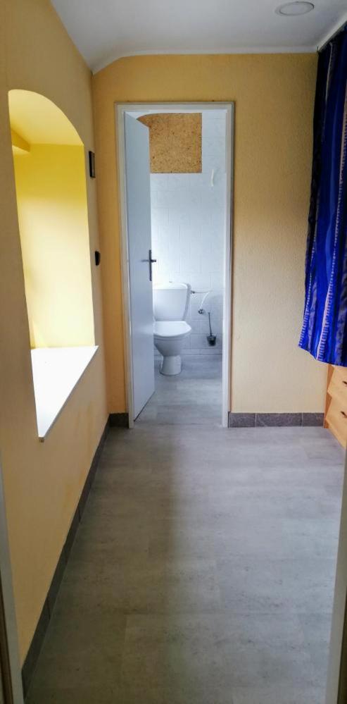 Standard Twin Room with Sofa photo 3