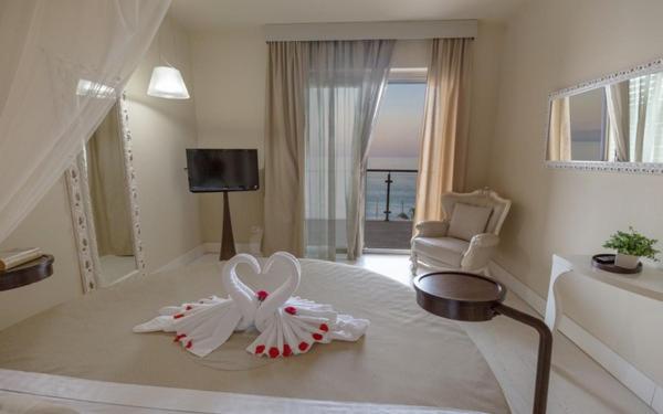 Camera Matrimoniale Romantic con Balcone e con Vista Mare