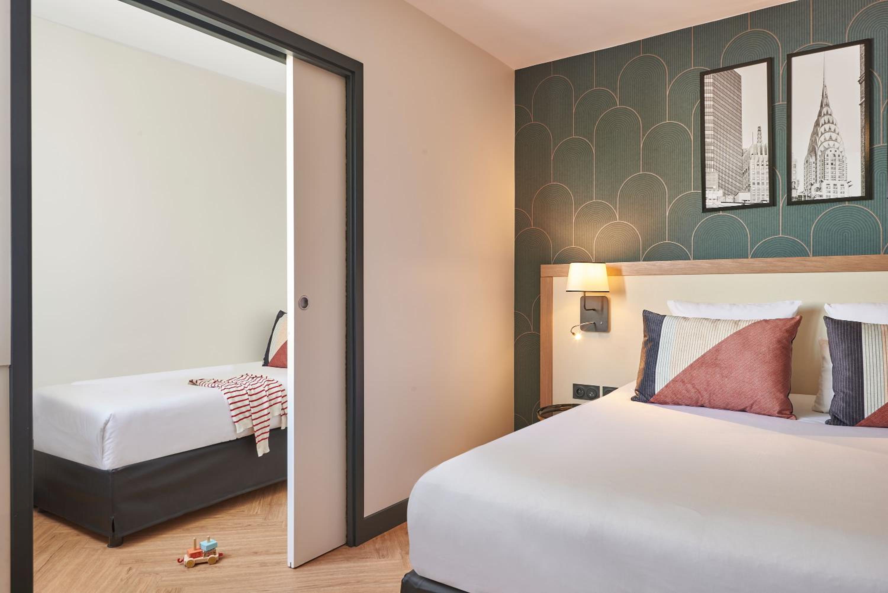 Superior Triple Room photo 3