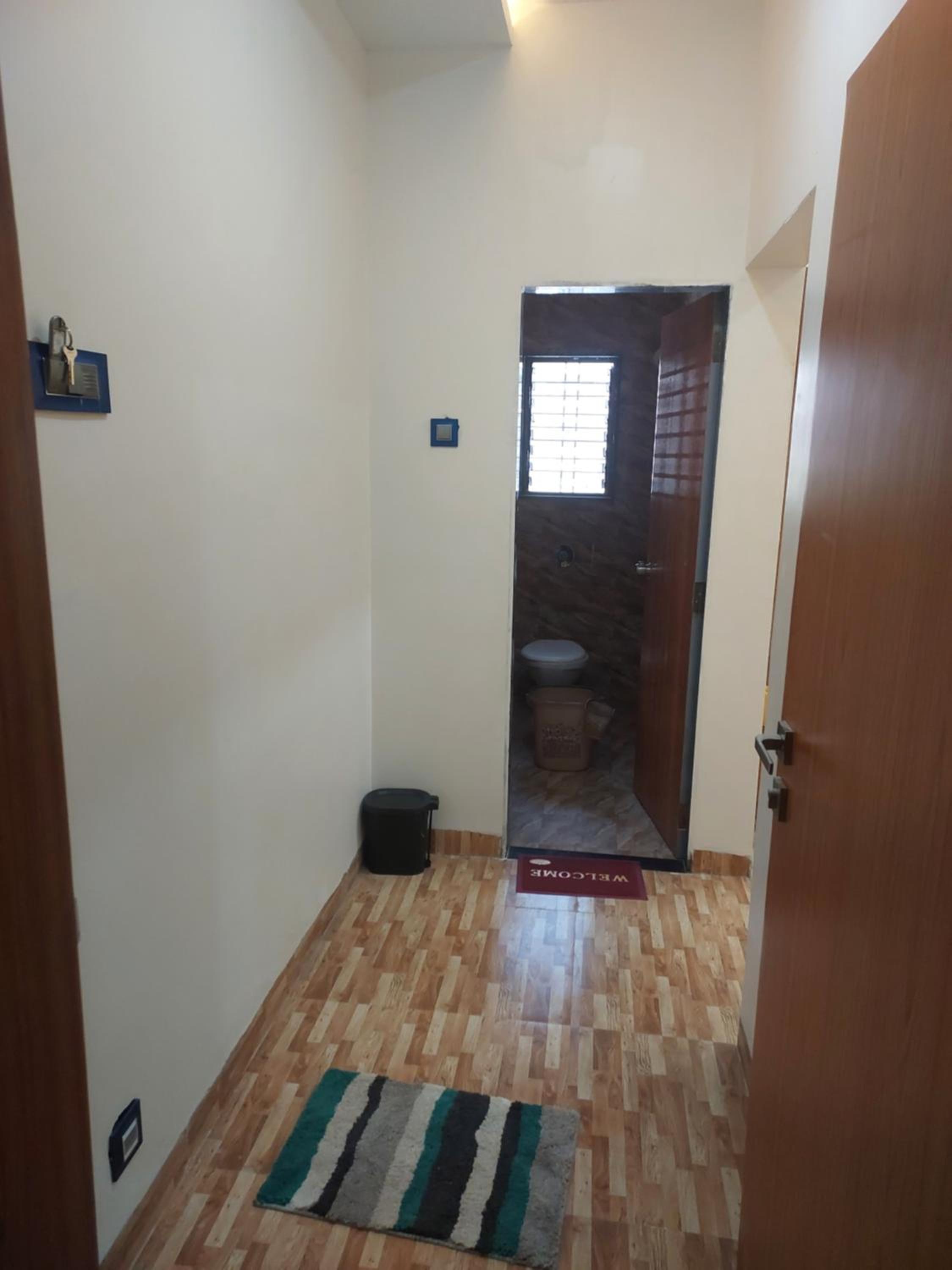 Deluxe Family Suite - Photo 12
