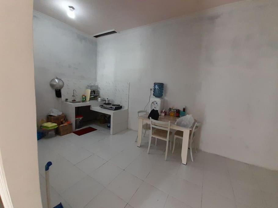 Three-Bedroom House photo 3