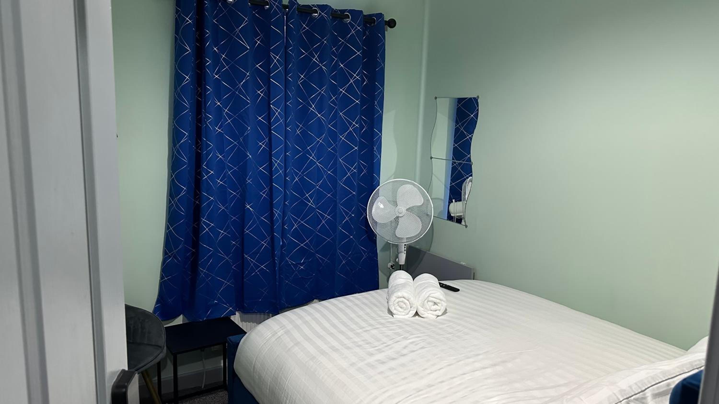 Double Room - Photo 5
