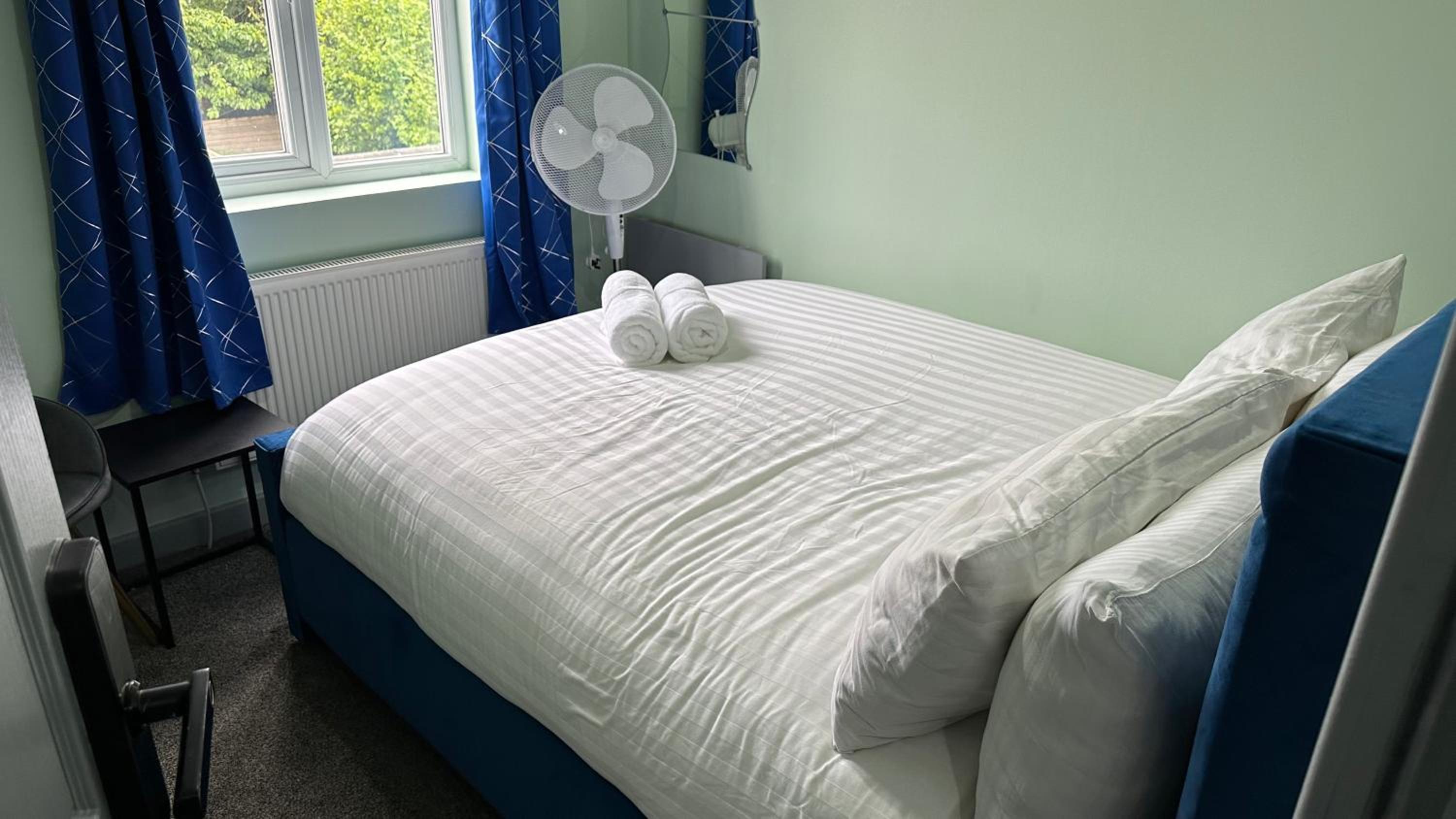 Double Room - Photo 9