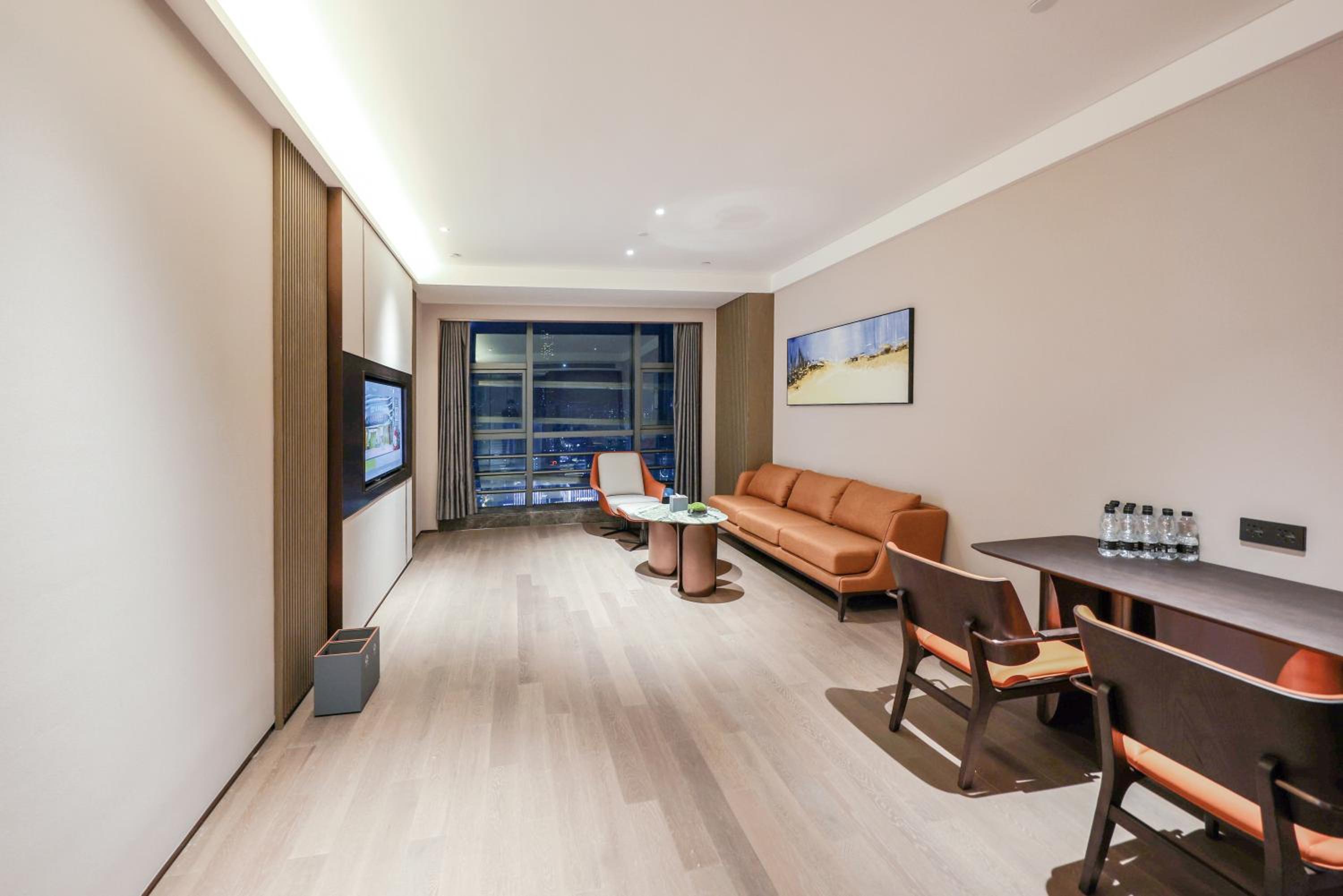 Executive Suite photo 2